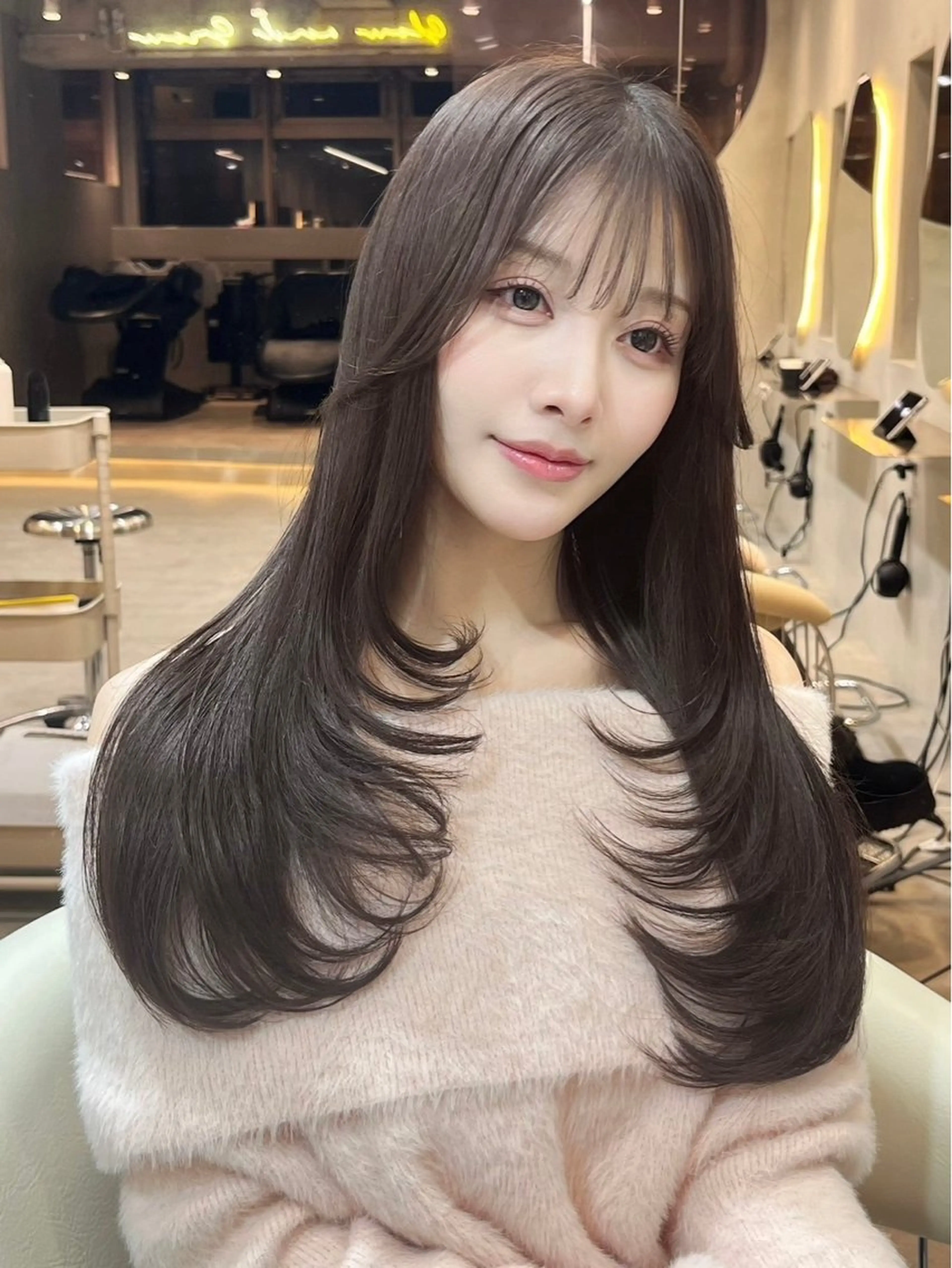 ロング カット ヘアカラー トリートメント ヘアセット 大宮‎🩵縮毛矯正 レイヤー　佐藤和のヘアスタイル