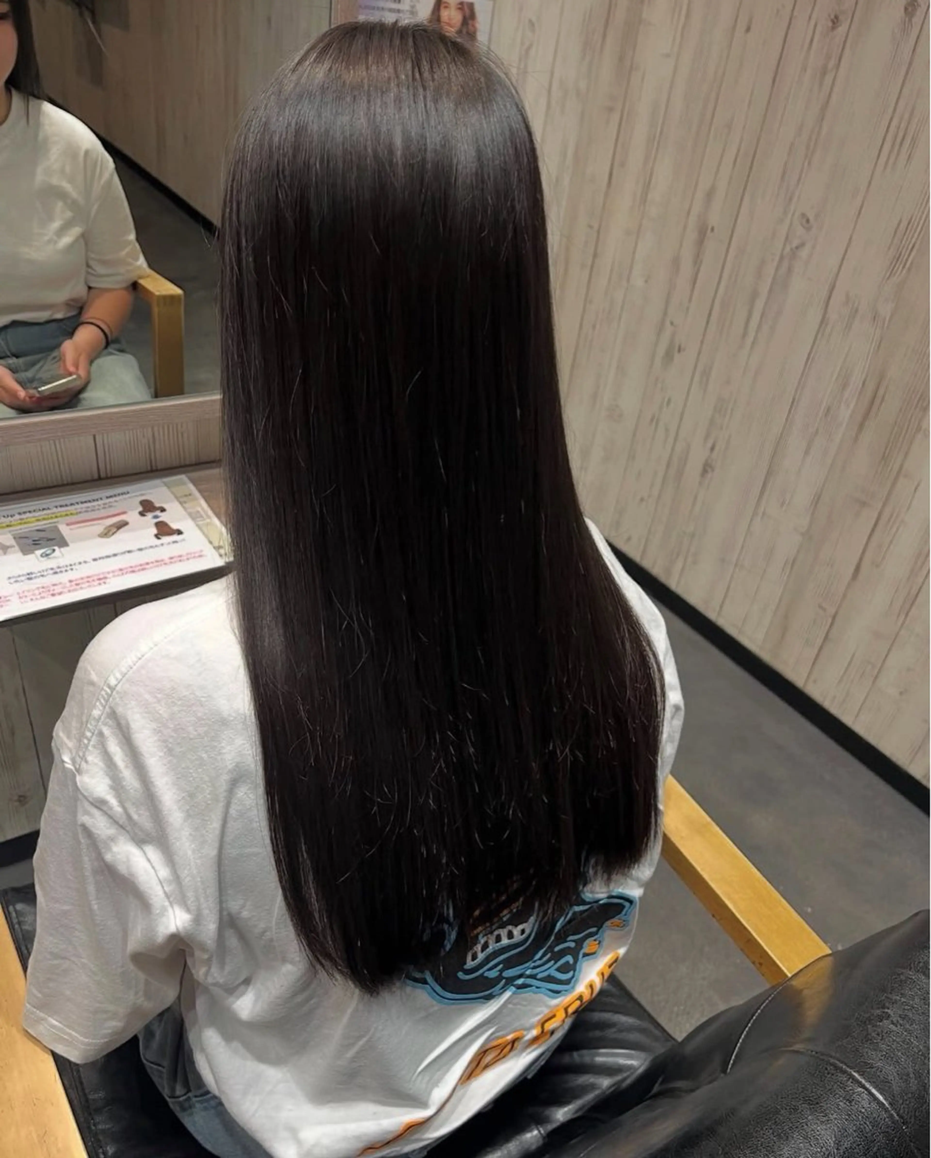 ロング 縮毛矯正 トリートメント 織部 望のヘアスタイル