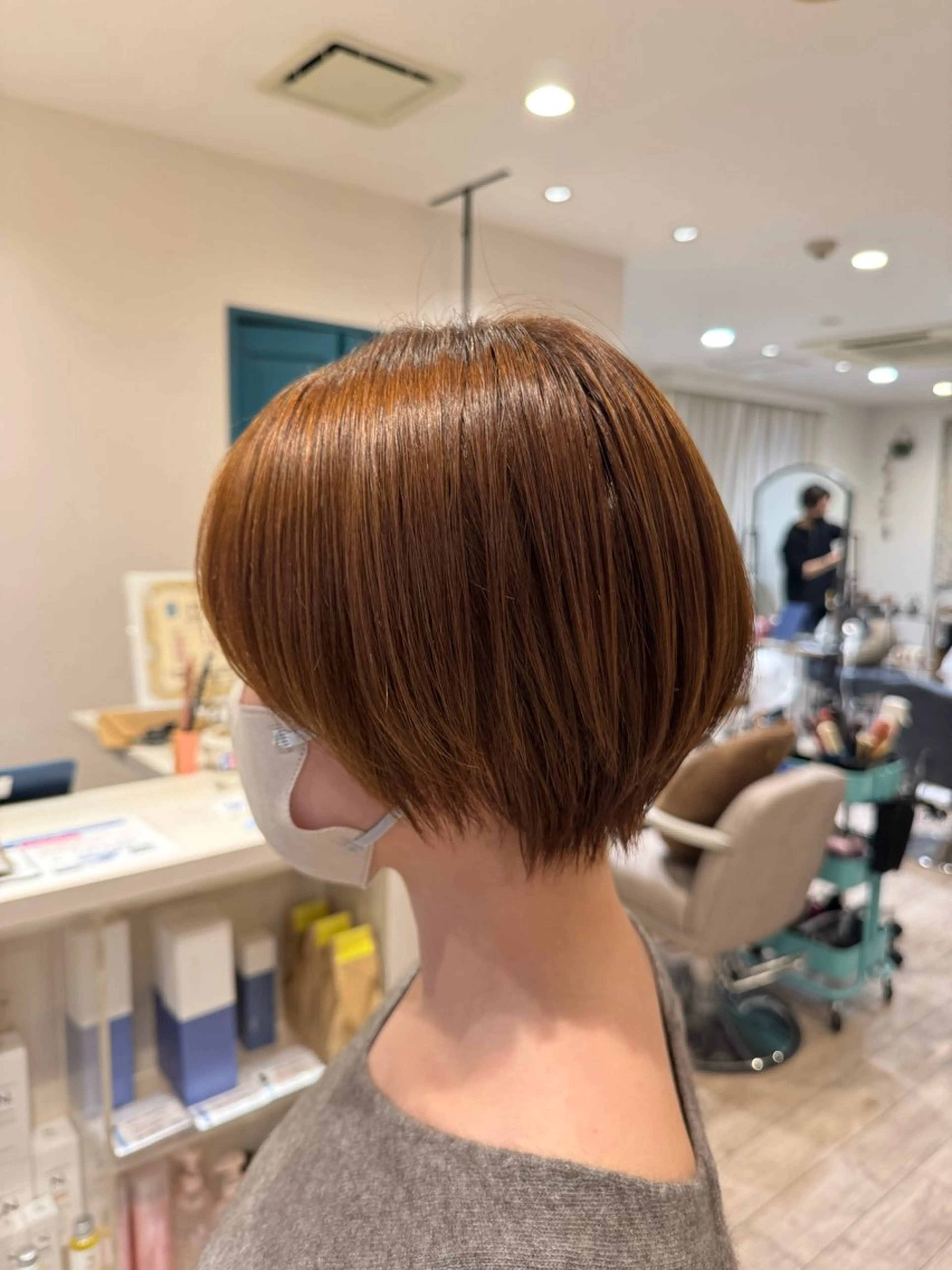 ショート カラー 赤間 飛鳥のヘアスタイル