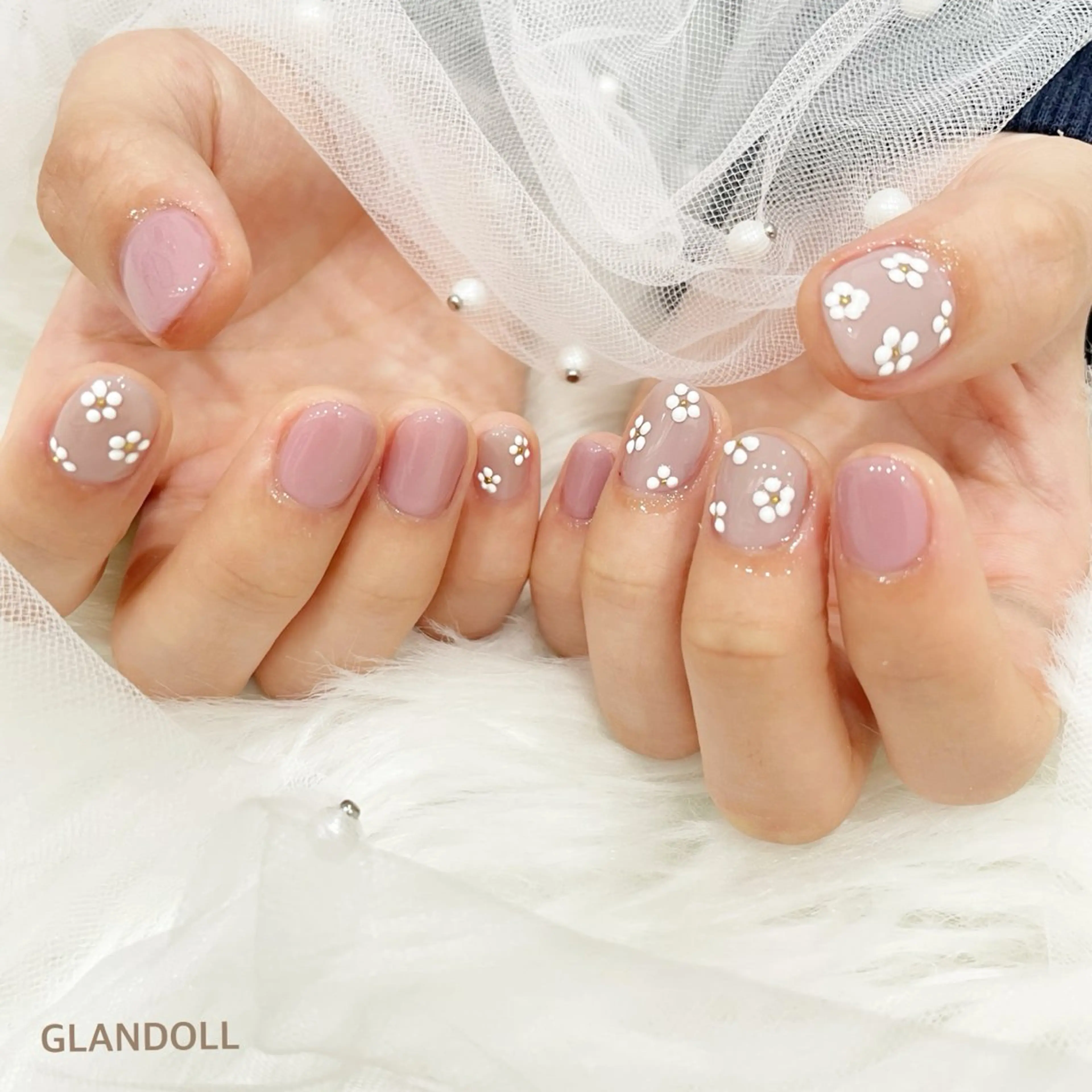 ネイル ハンドネイル GLANDOLL YURIのネイルデザイン