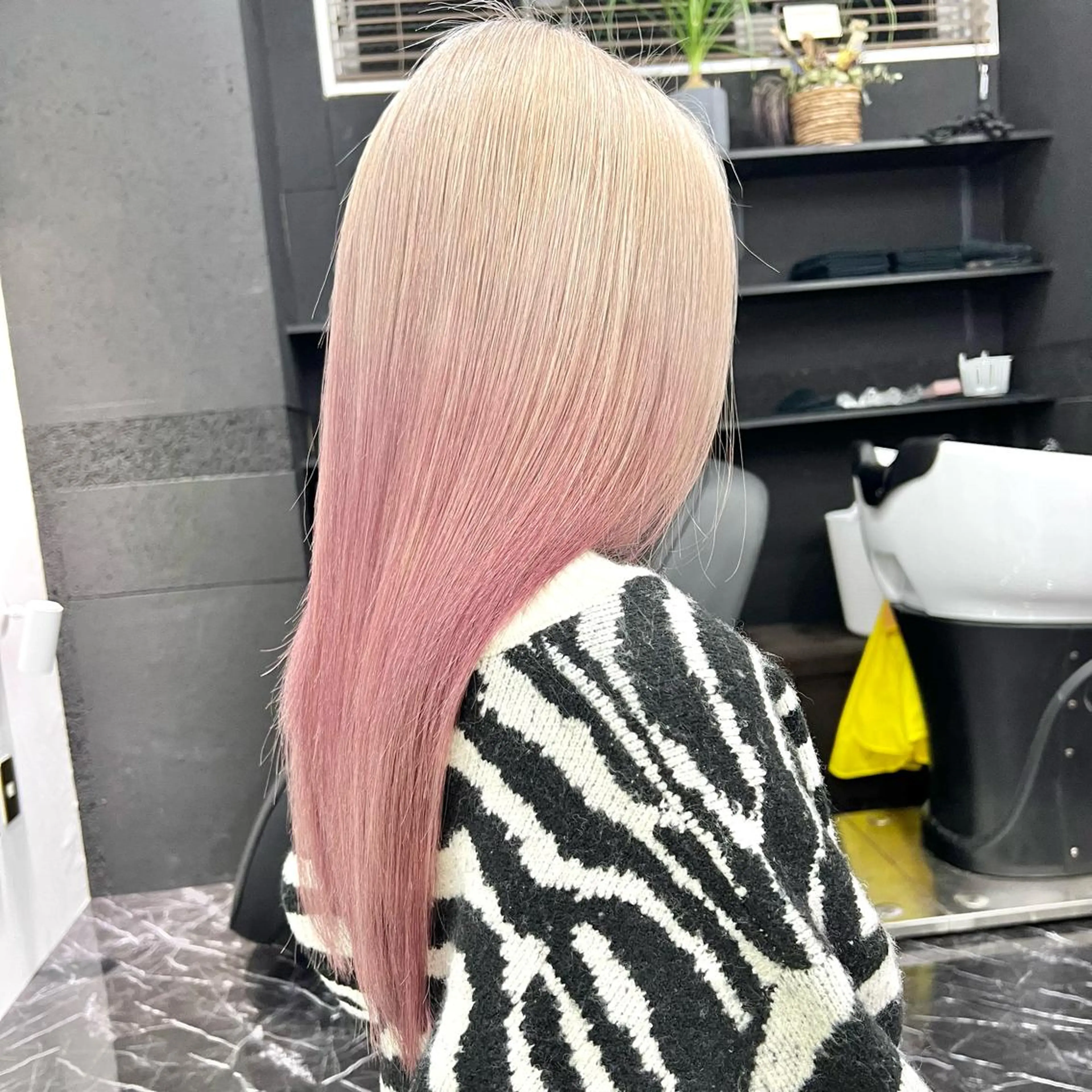 セミロング カラー ブリーチ ハイトーンカラー ケアブリーチ×ハイト ーン専門/SHOTAのヘアスタイル