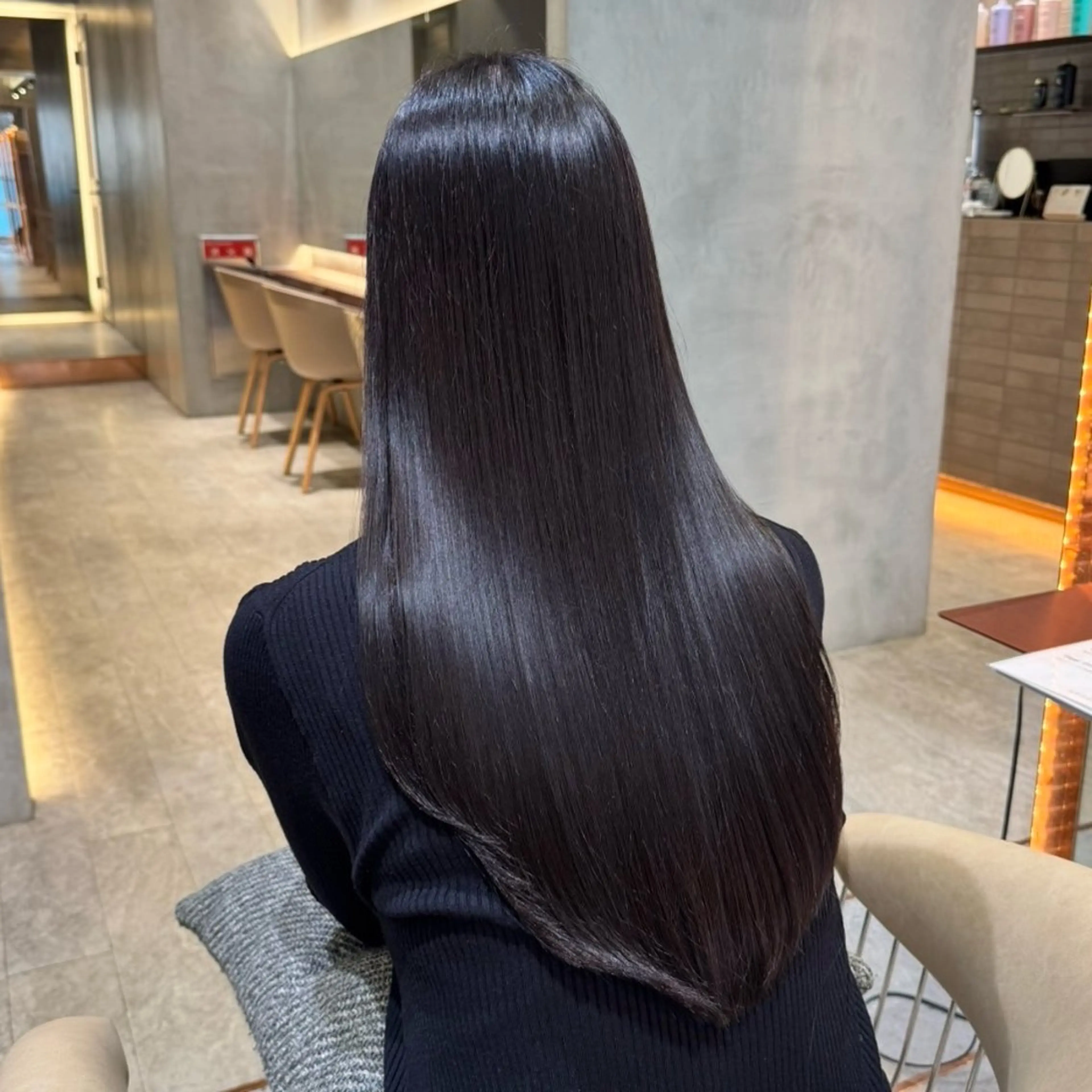 ロング ヘアカラー 縮毛矯正 トリートメント 似合わせボブ🌟 艶髪特化💗村松優斗のヘアスタイル