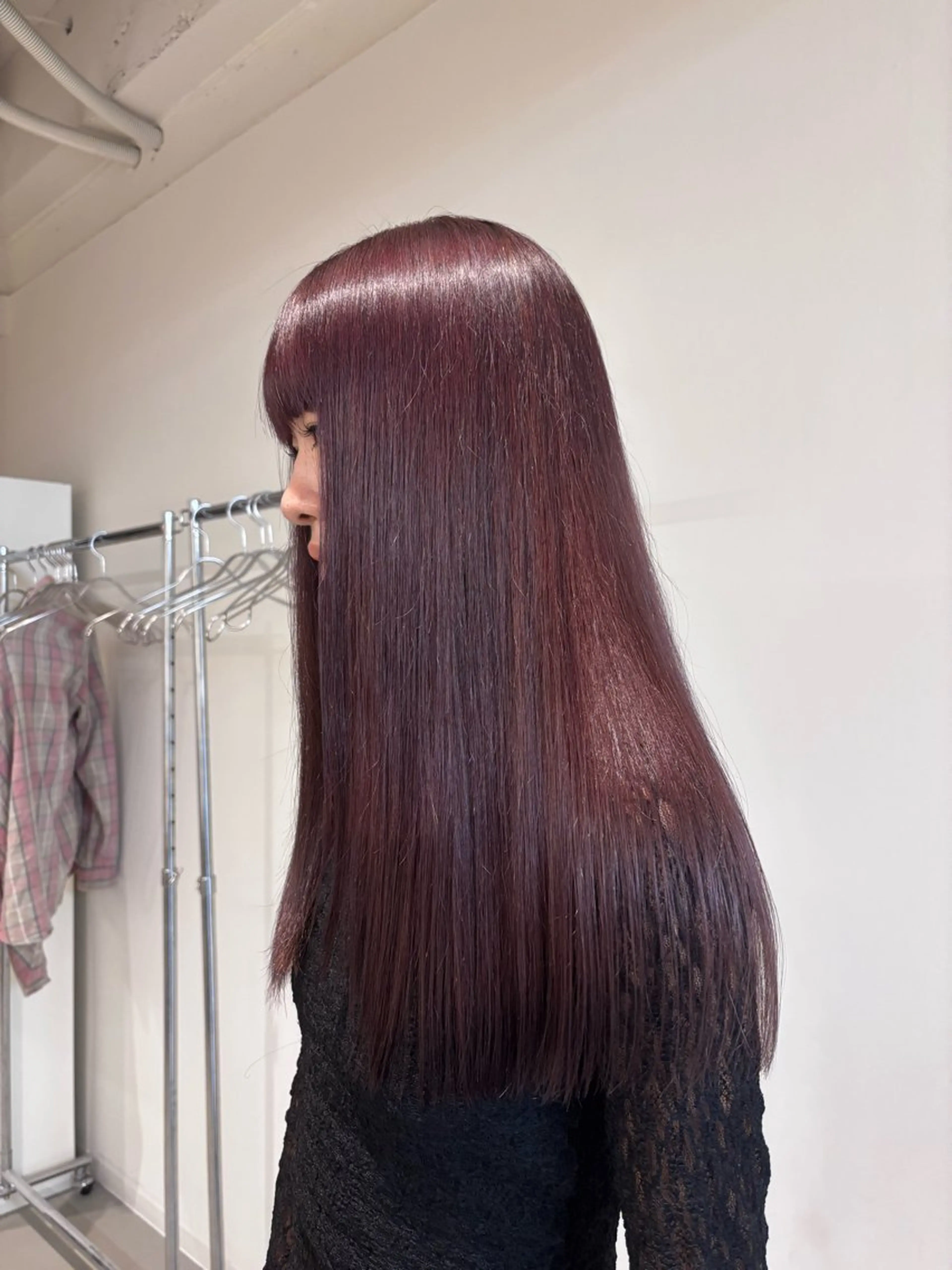 ロング カラー ' RYOKAのヘアスタイル