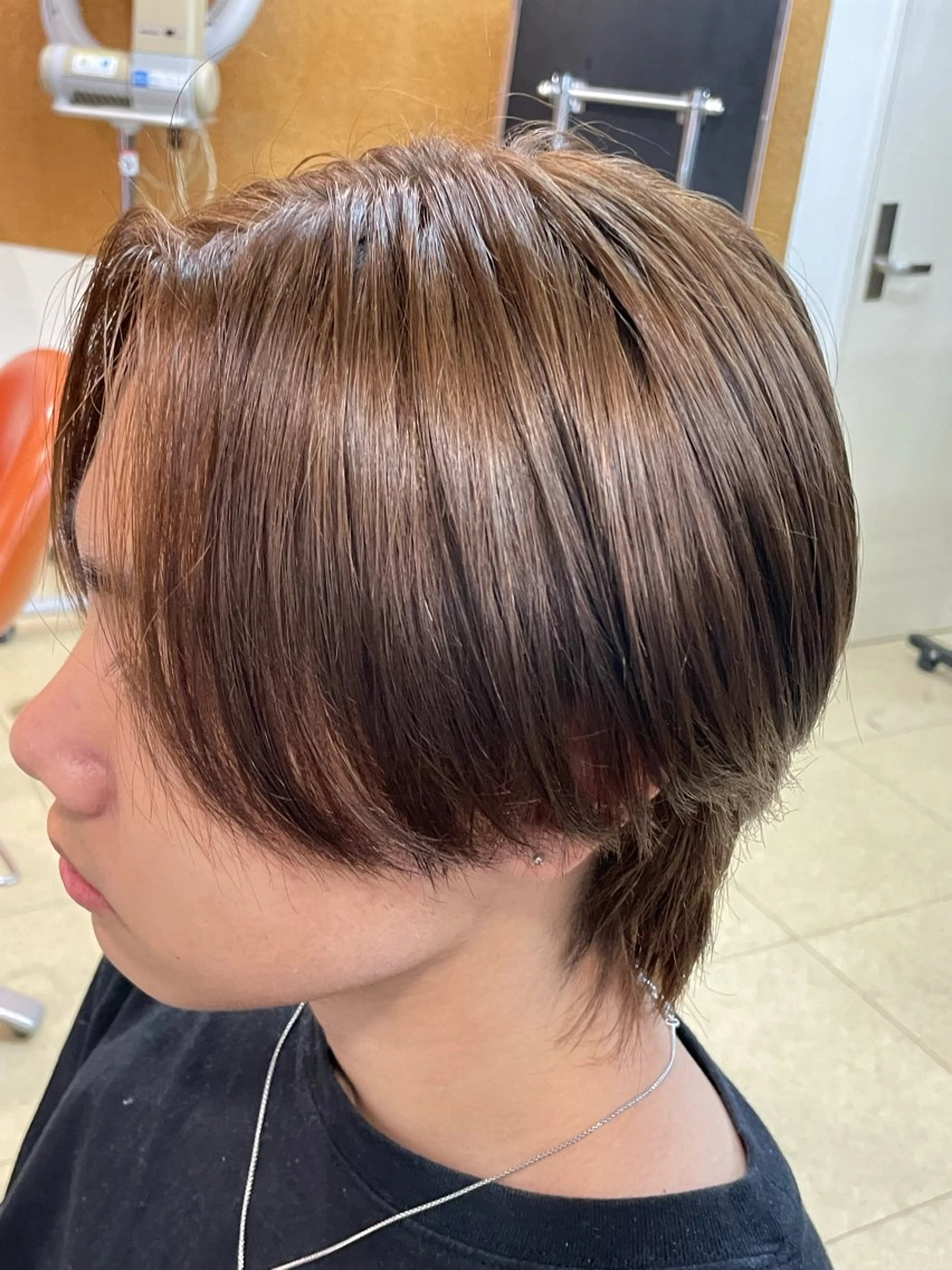 ショート カラー メンズ 🌈透明感カラー 韓国 ミライ🇰🇷のヘアスタイル