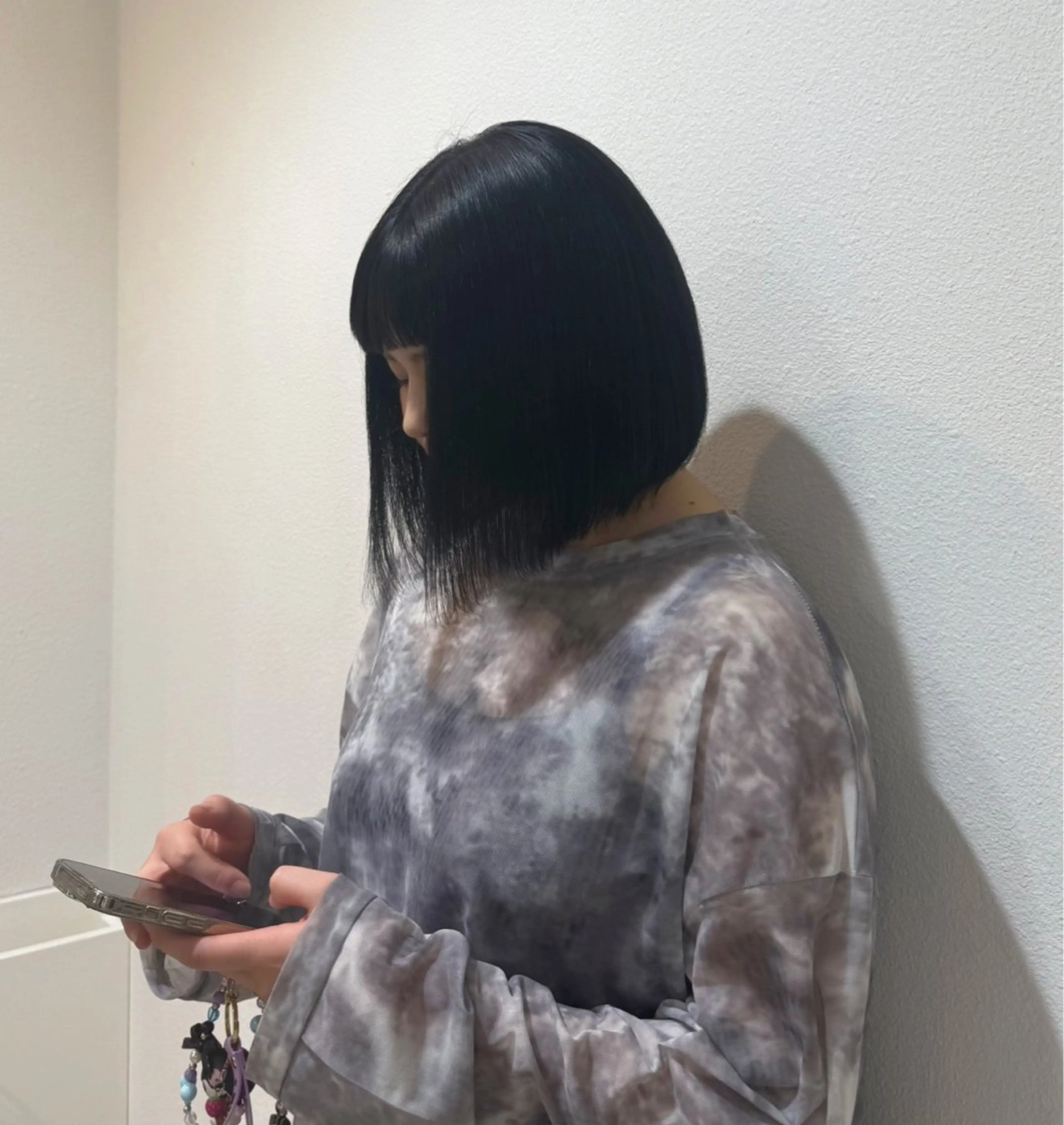 ショート カラー カット ヘアカラー トリートメント yuzua/レイヤー /縮毛/透明感のヘアスタイル