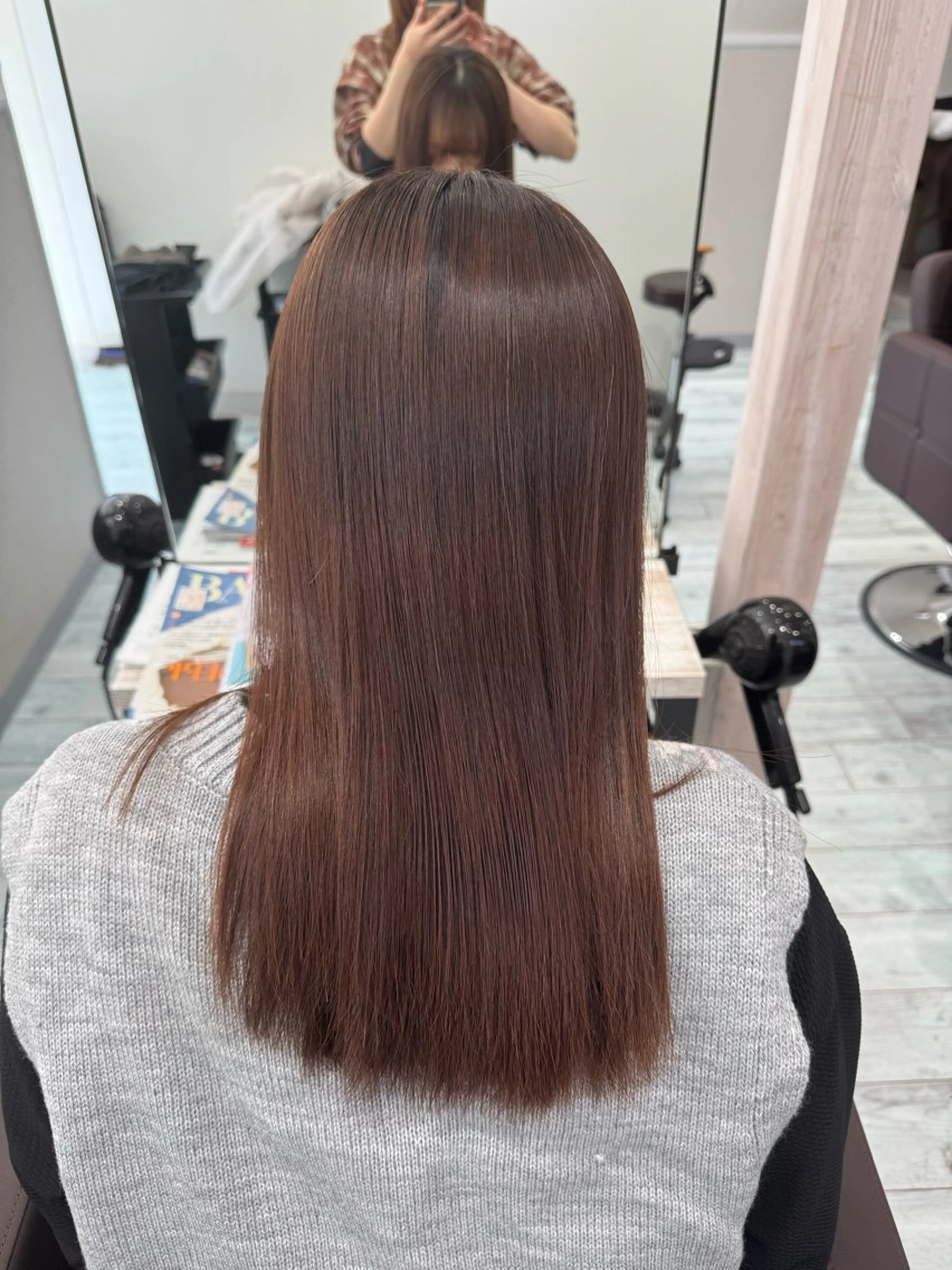 セミロング 酸性ストレート LALA ひなよのマツエク・マツパデザイン