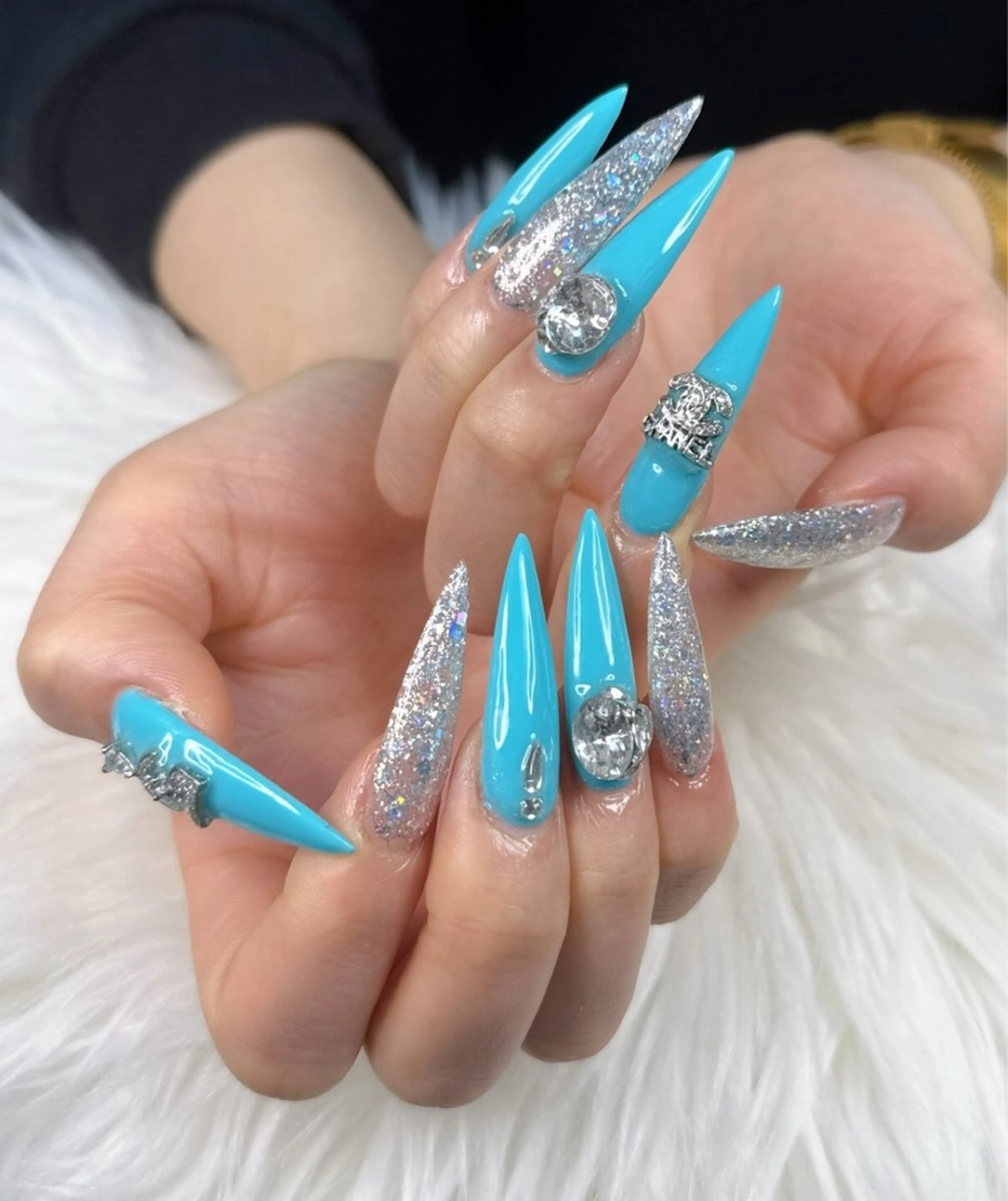 ネイル アートネイル オーロラネイル チークネイル 長さ出し フットネイル ハンドネイル Happy Nailのネイルデザイン