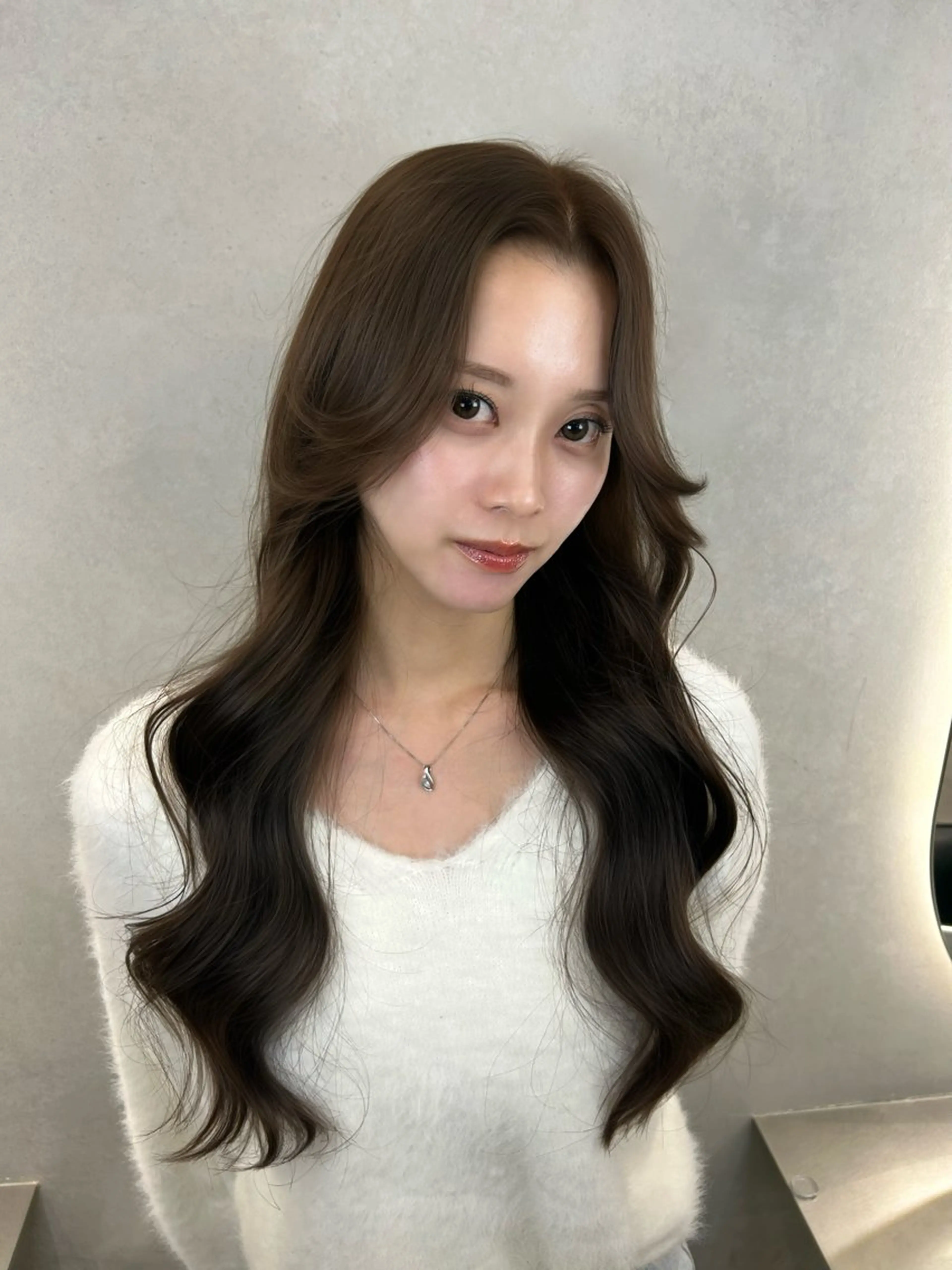 セミロング カラー パーマ ヘアカラー 縮毛矯正 トリートメント 🫧ミルクティー ブリーチRIKU🫧のヘアスタイル