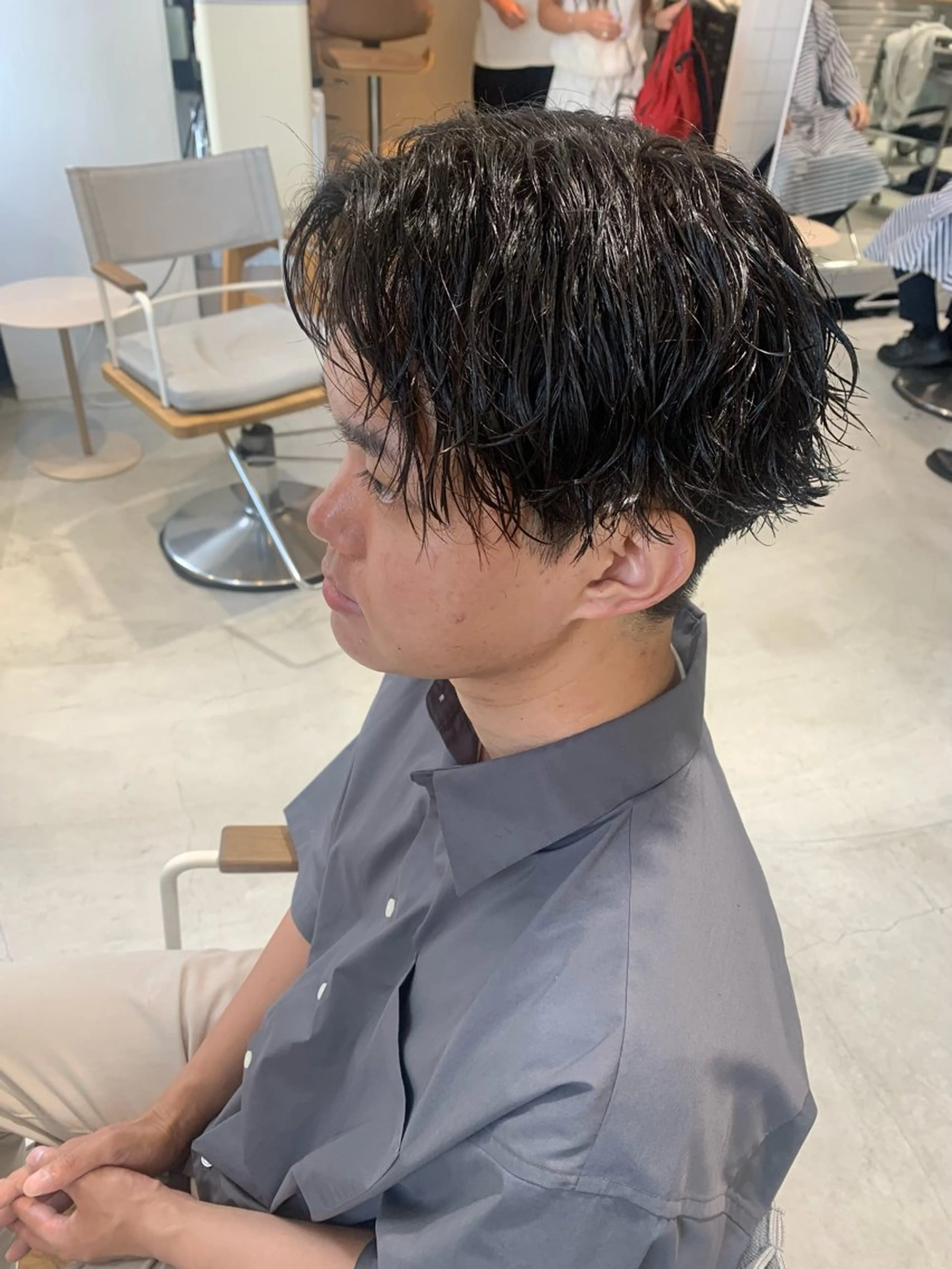 ショート パーマ メンズ センターパート カット パーマ フェードカット/メン ズパーマ/森巧真のヘアスタイル