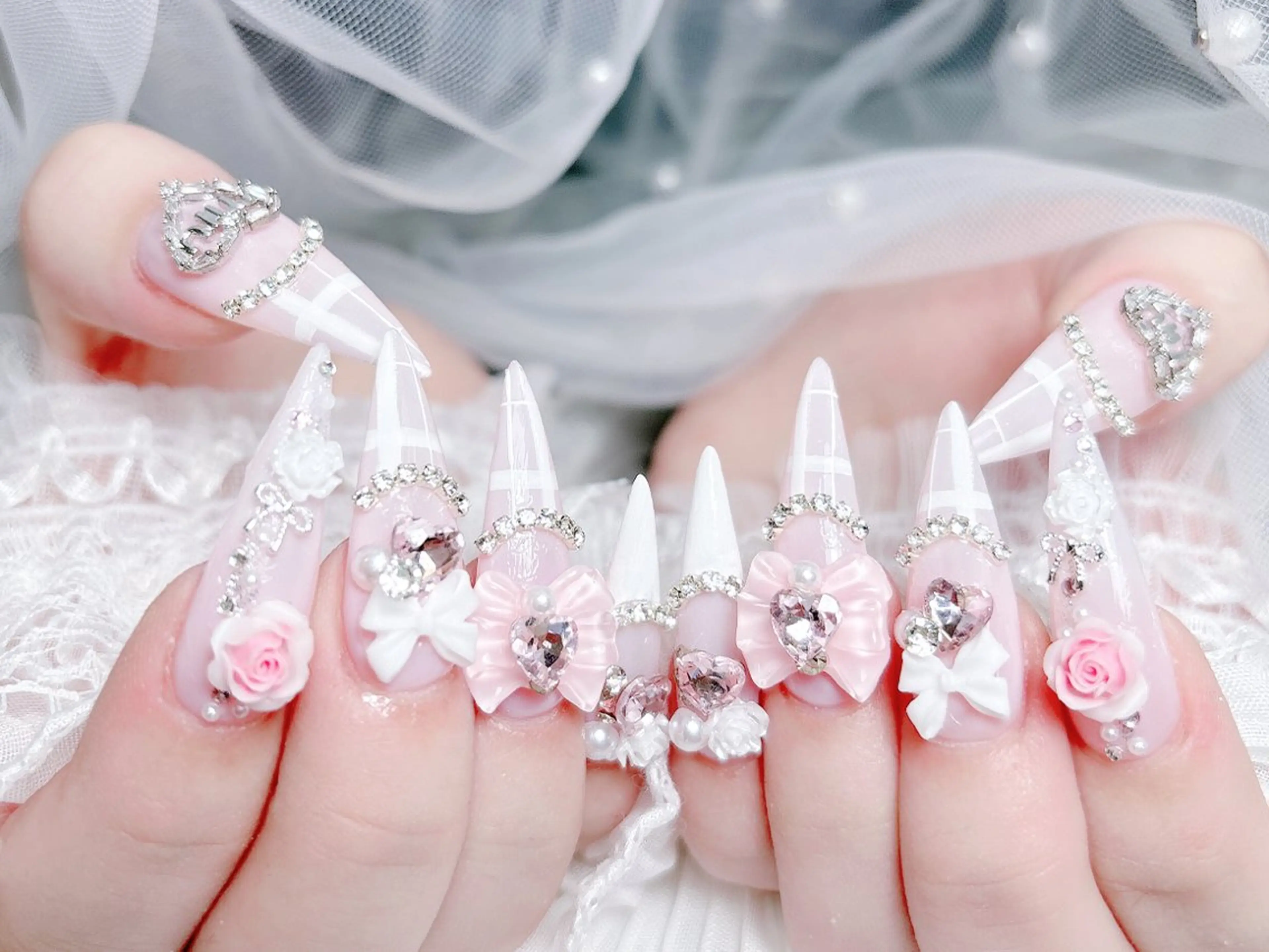 ネイル ロングネイル マグネットネイル スーパーロングネイル k.bi nailsalonのネイルデザイン