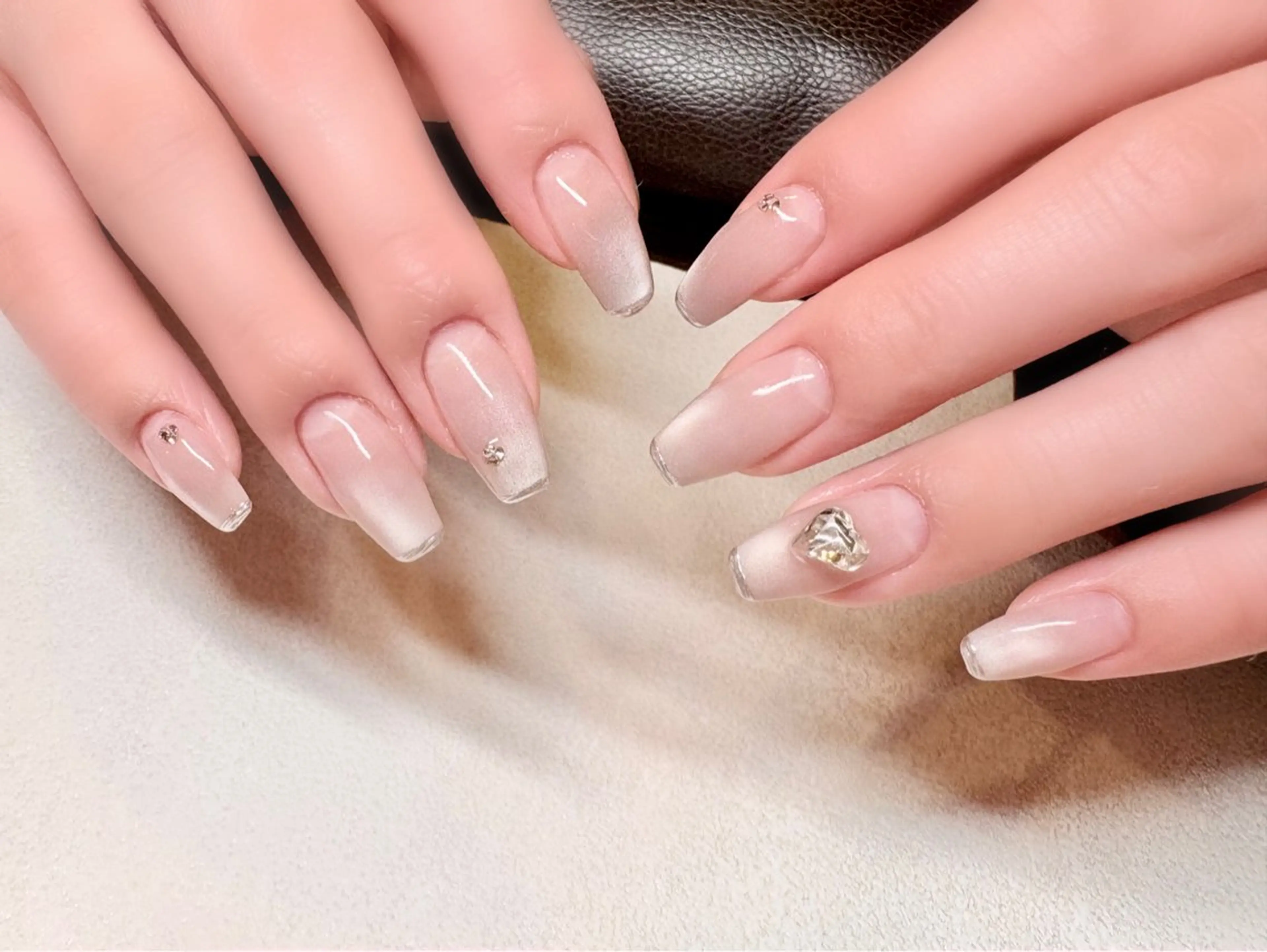 ネイル アートネイル フレンチネイル マグネットネイル ミラーネイル ハンドネイル C's nailのネイルデザイン