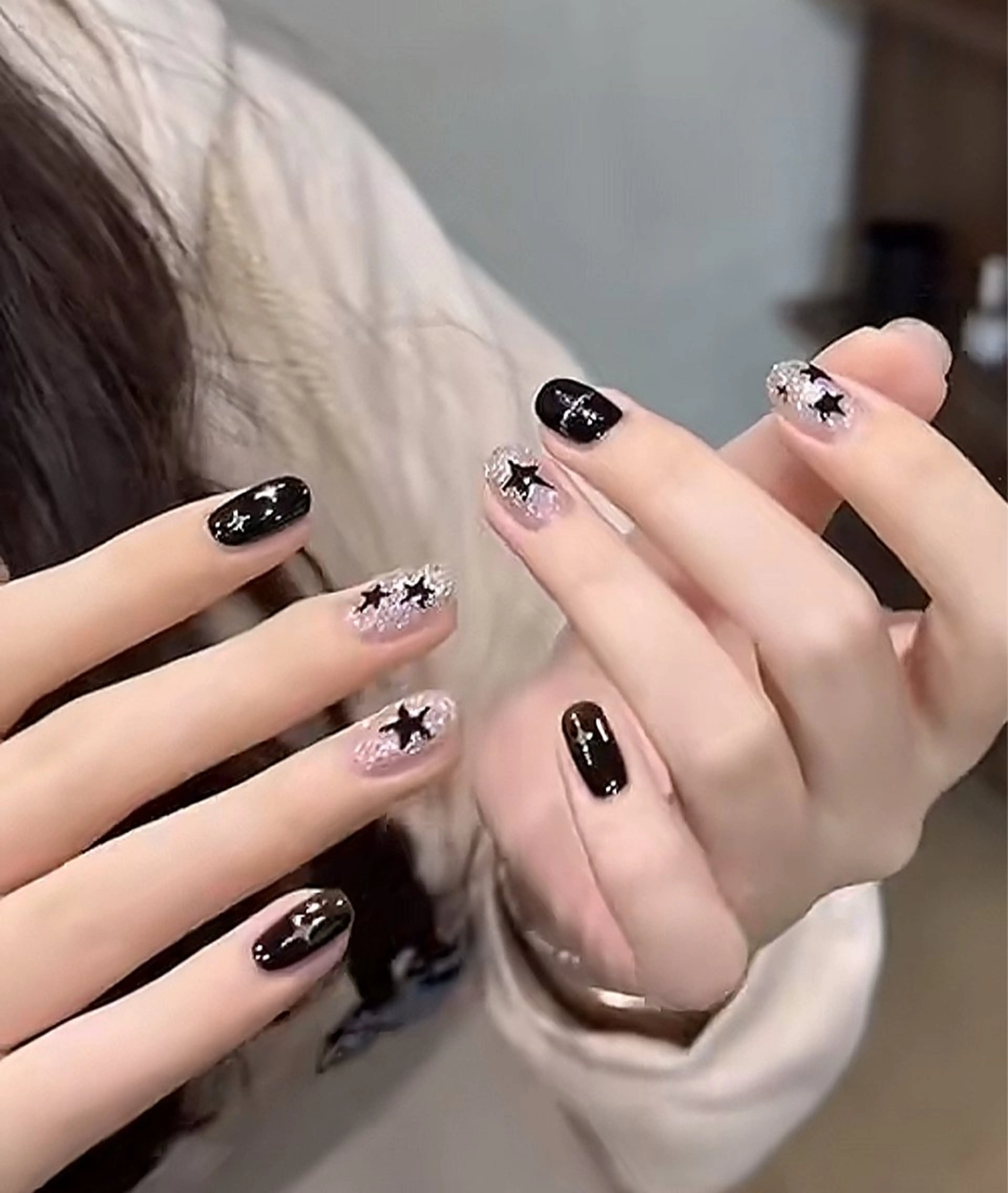 カラー グラデーションカラー ピンクカラー ハンドネイル AIN Nailのネイルデザイン