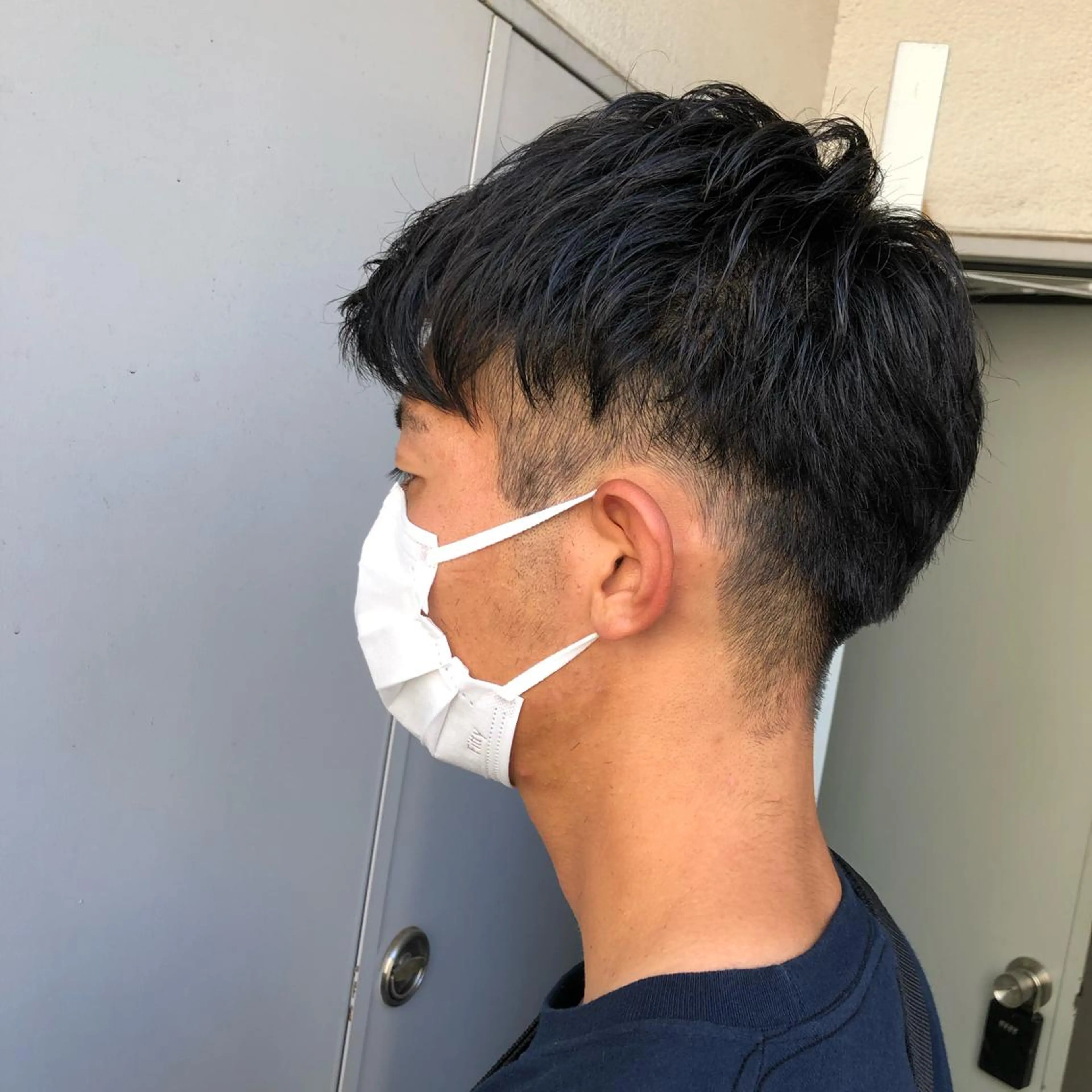 ショート 寒色＆ブリーチ特化 寒色MiOのヘアスタイル