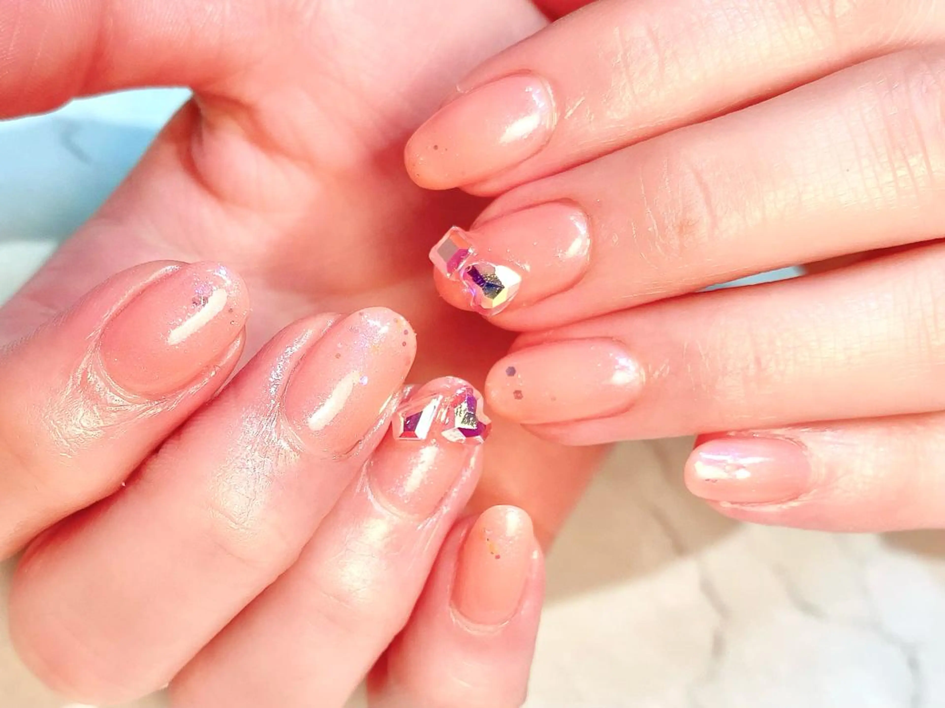 ネイル アートネイル オーロラネイル クリアネイル 長さ出し ジェルネイル プライベートサロン Rのネイルデザイン