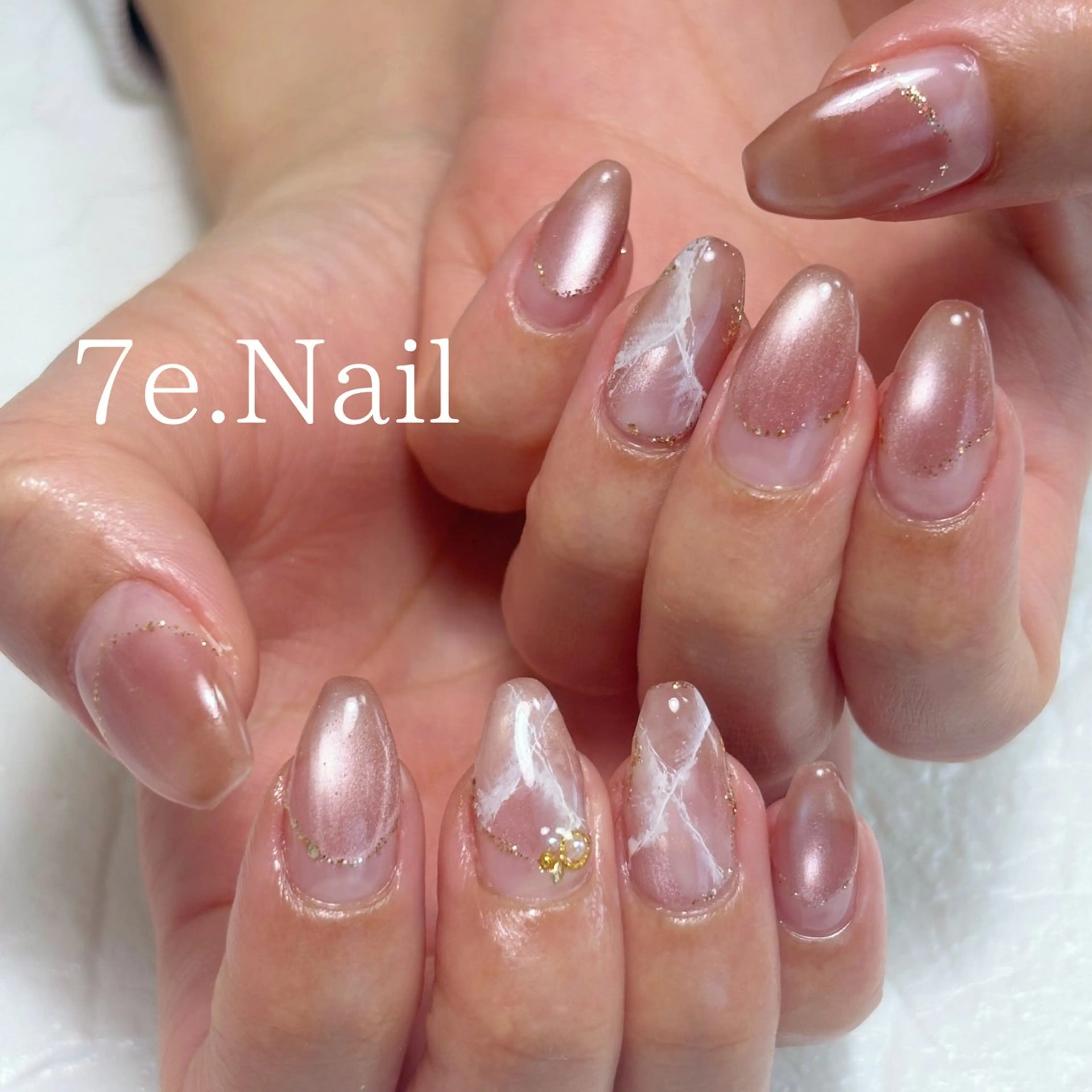 ネイル 7e. Nailのネイルデザイン