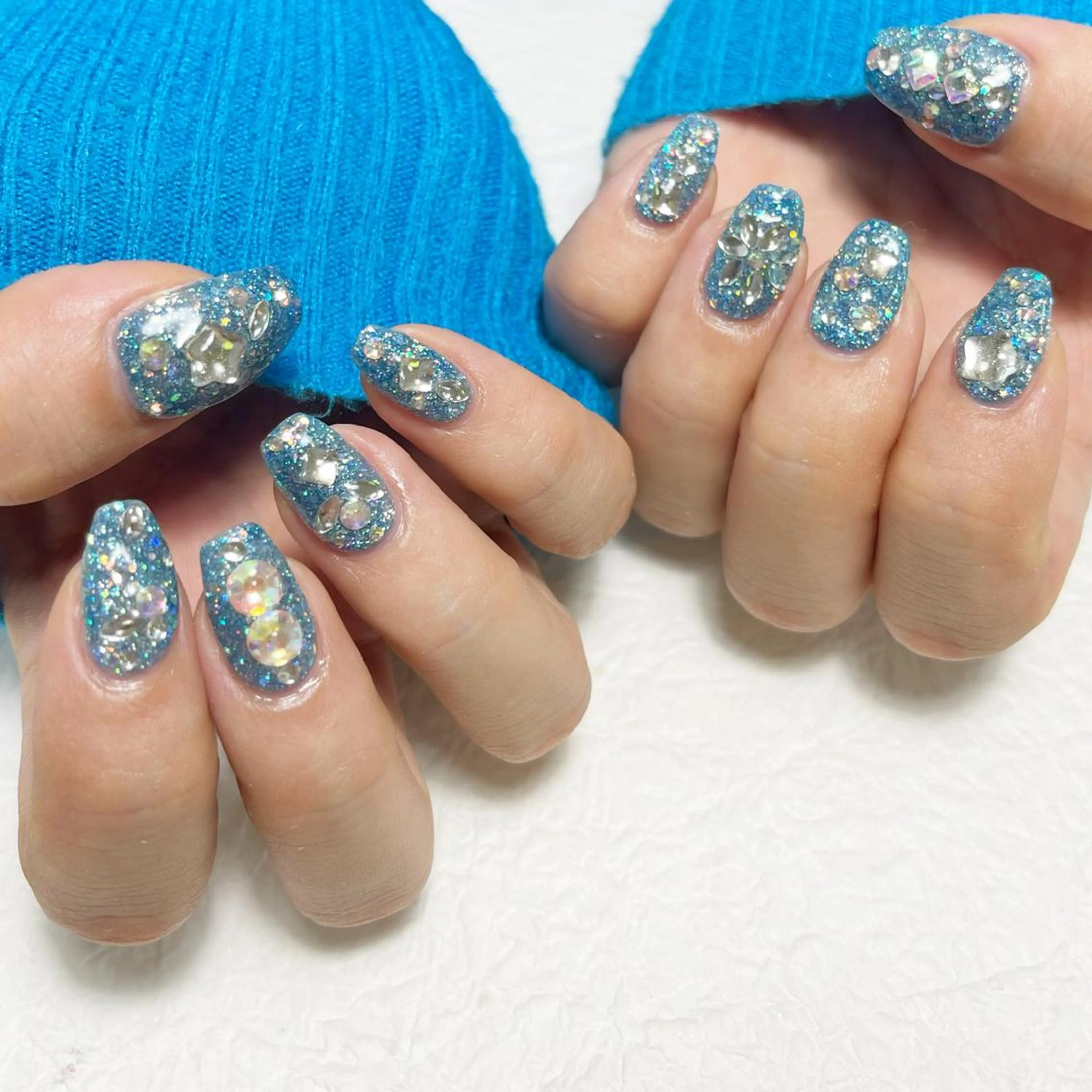 ネイル アートネイル ブルー フットネイル ジェルネイル キラキラネイル Y nail なんば堀江店のネイルデザイン