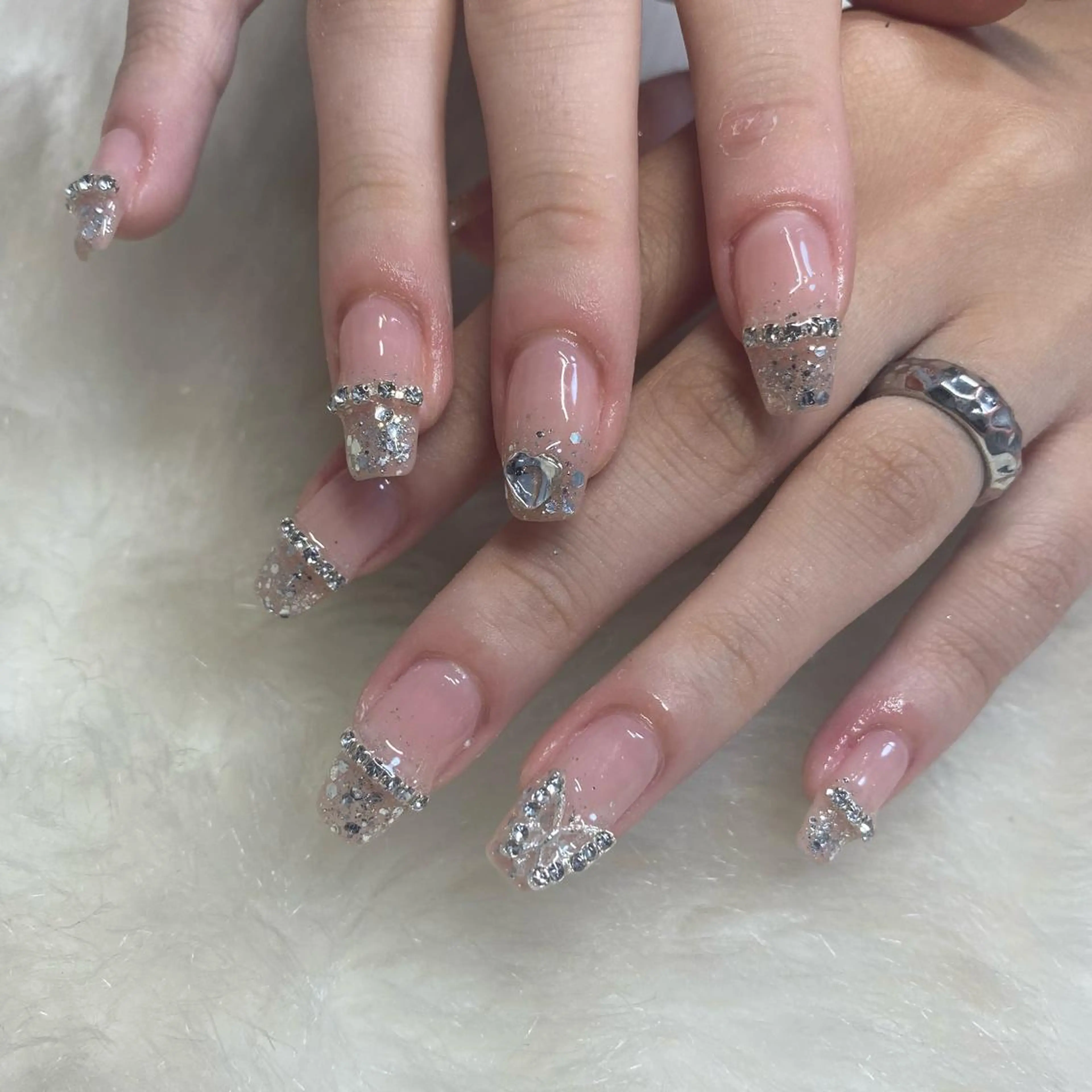 ネイル OOMINE KAORIのネイルデザイン