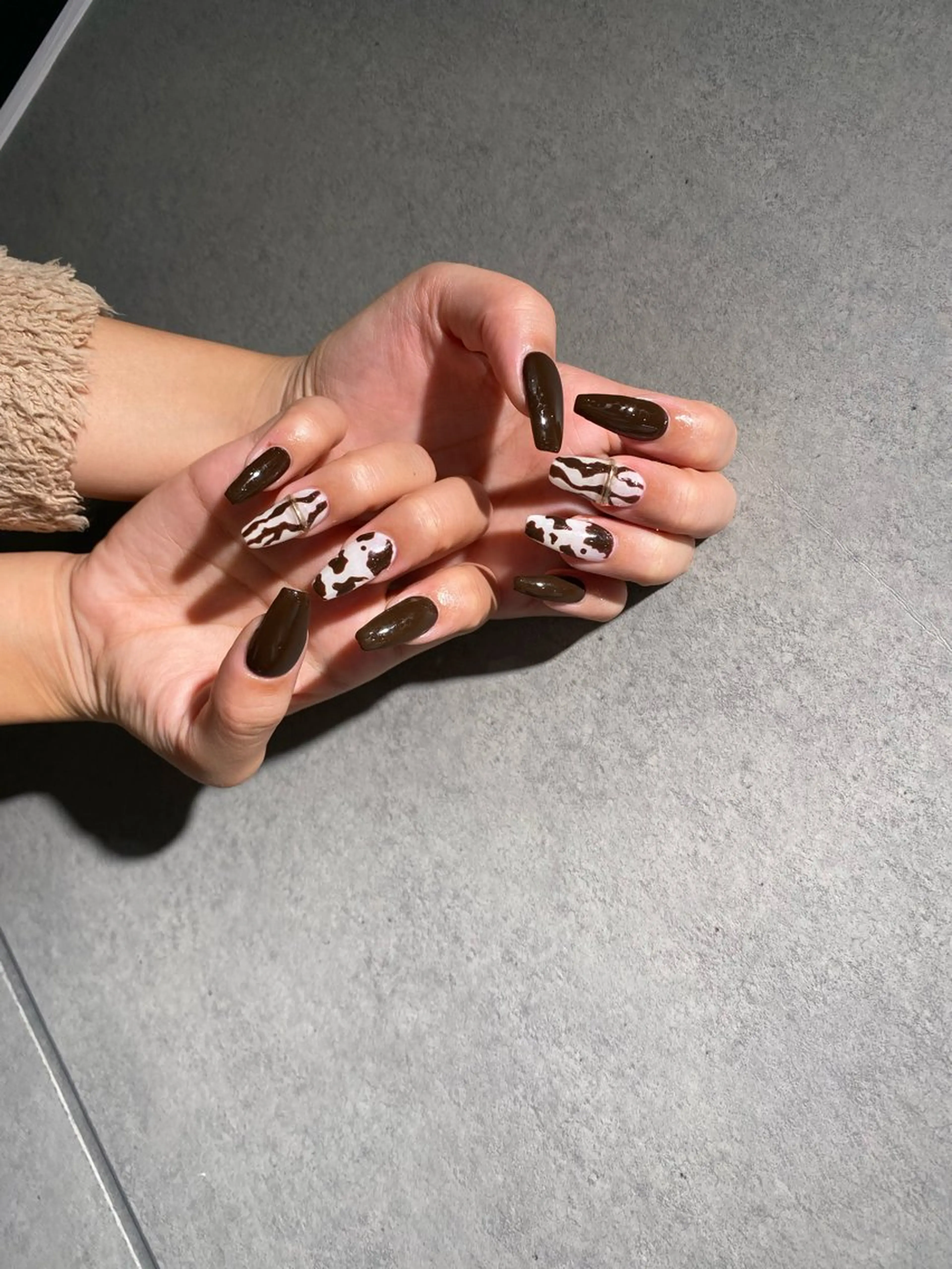 ネイル ハンドネイル I-nailロング /ワンホン/キラキラのネイルデザイン