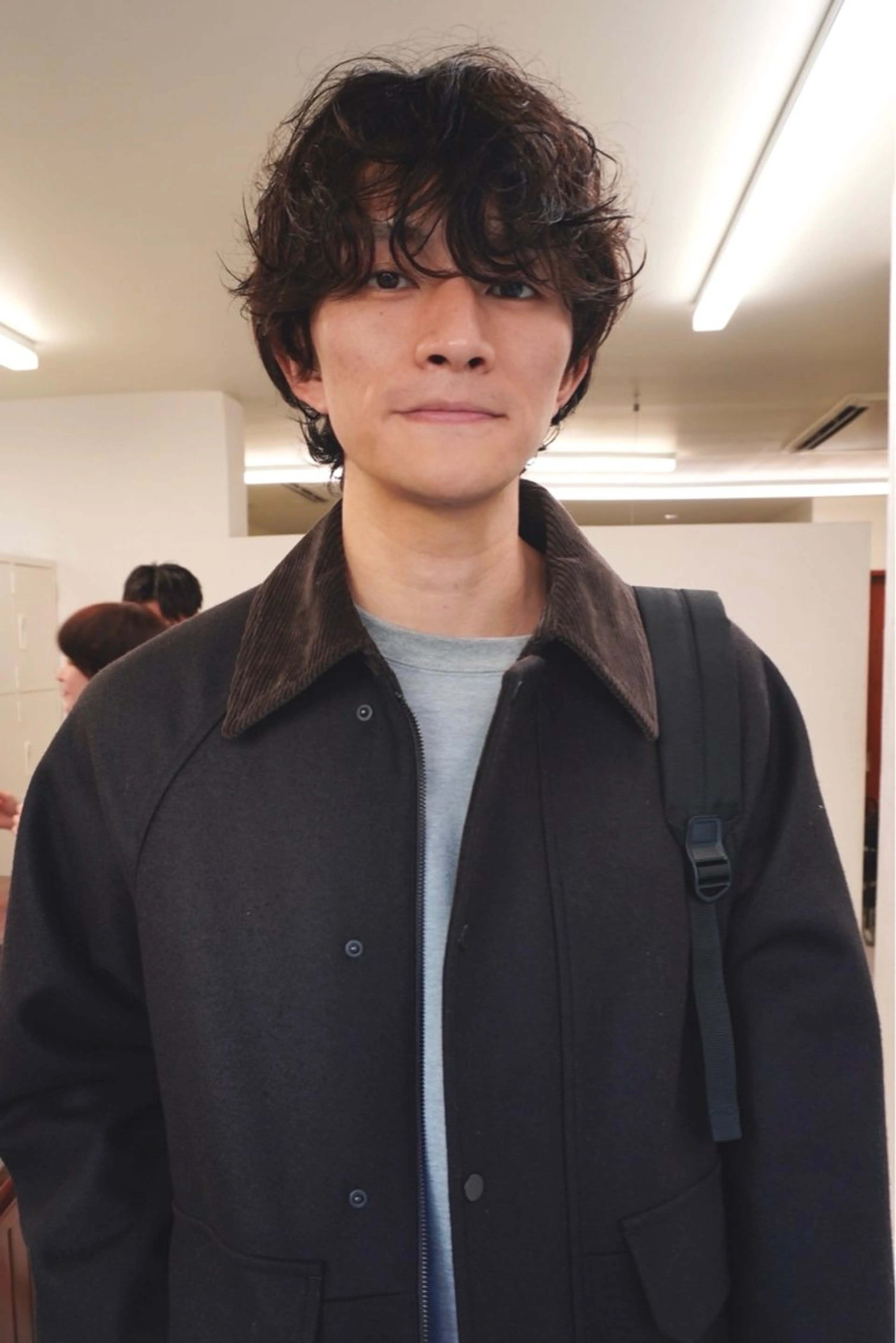 ショート パーマ メンズ メンズパーマ カット パーマ トリートメント メンズハイトーン/栄 /イトウタケルのヘアスタイル