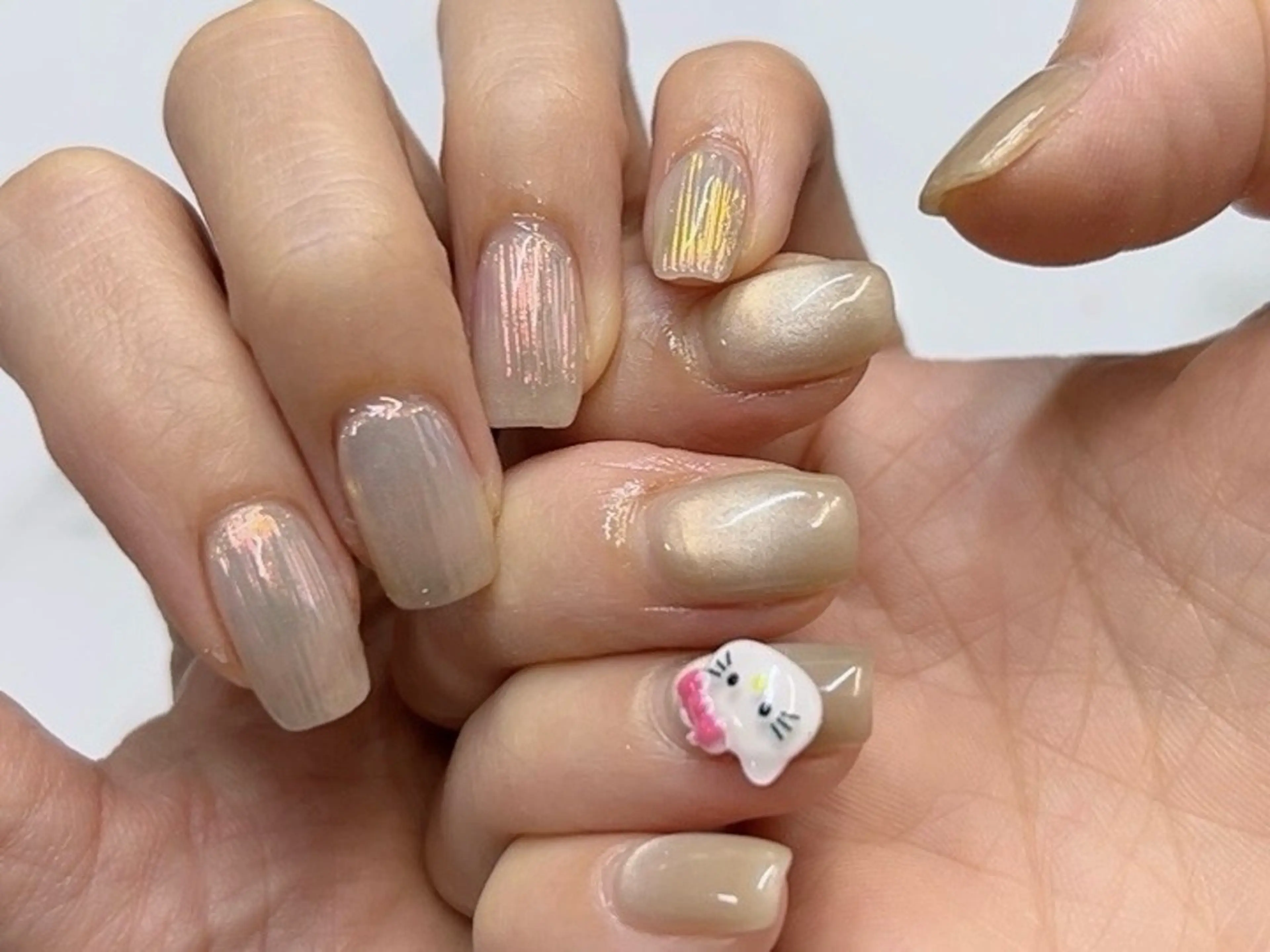 ネイル 成人式 フレンチネイル ジェルネイル グラデーション マグネットネイル ハンドネイル Rika  nail cocoのネイルデザイン