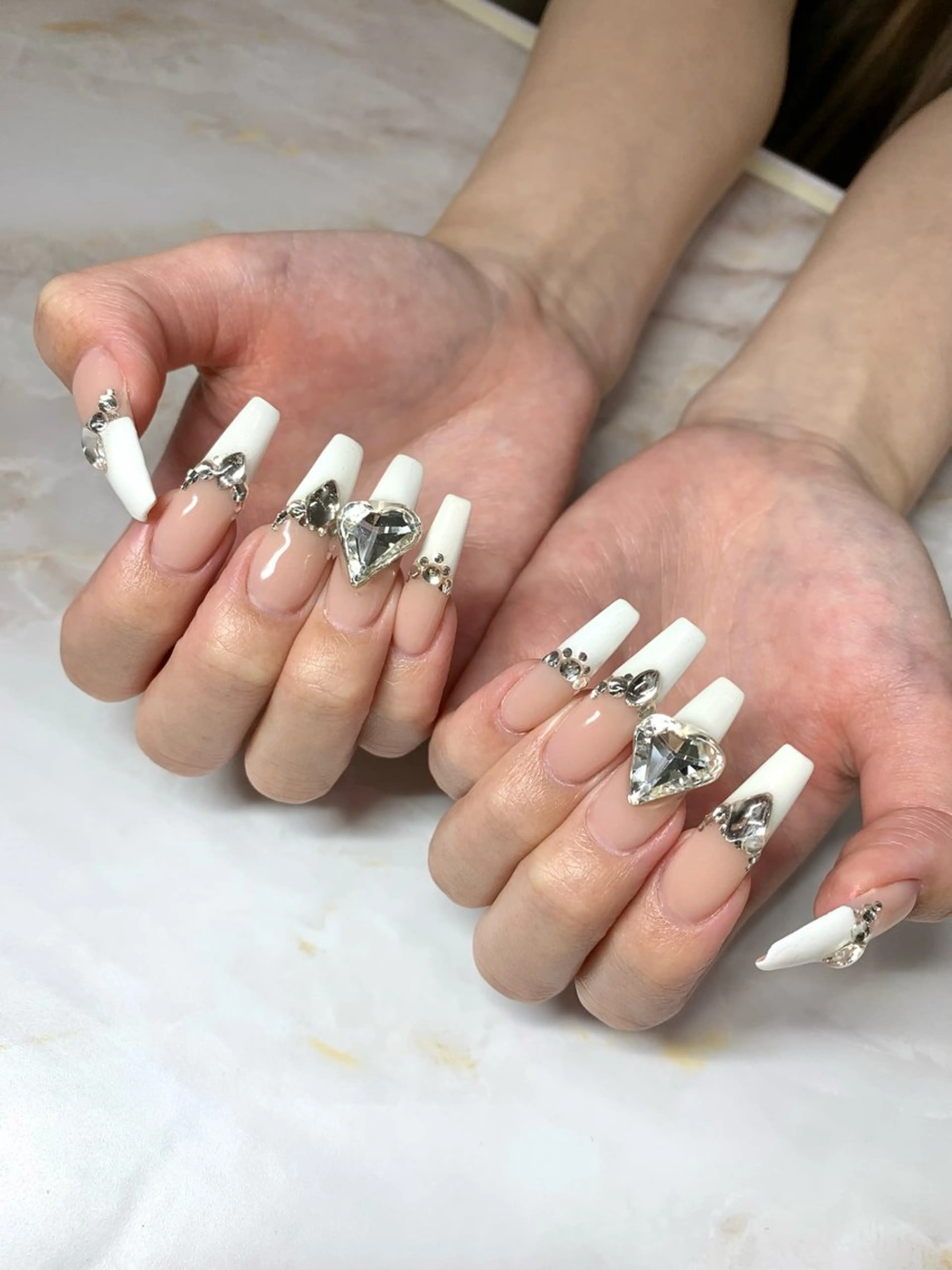 ネイル B3  ネイルシェアサロン所属・Haru Nailのネイルデザイン