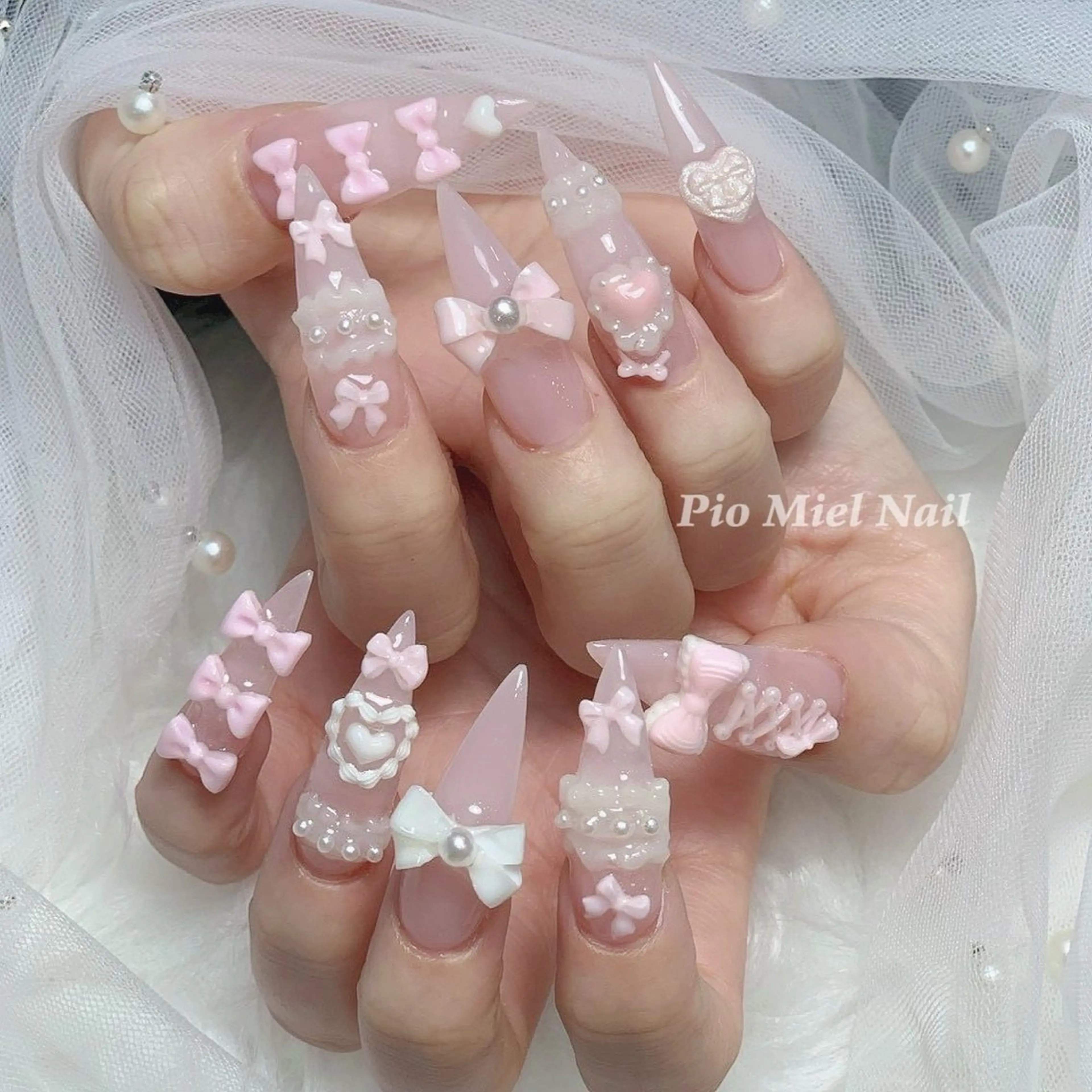 ネイル ハンドネイル HANA 長さだしのネイルデザイン