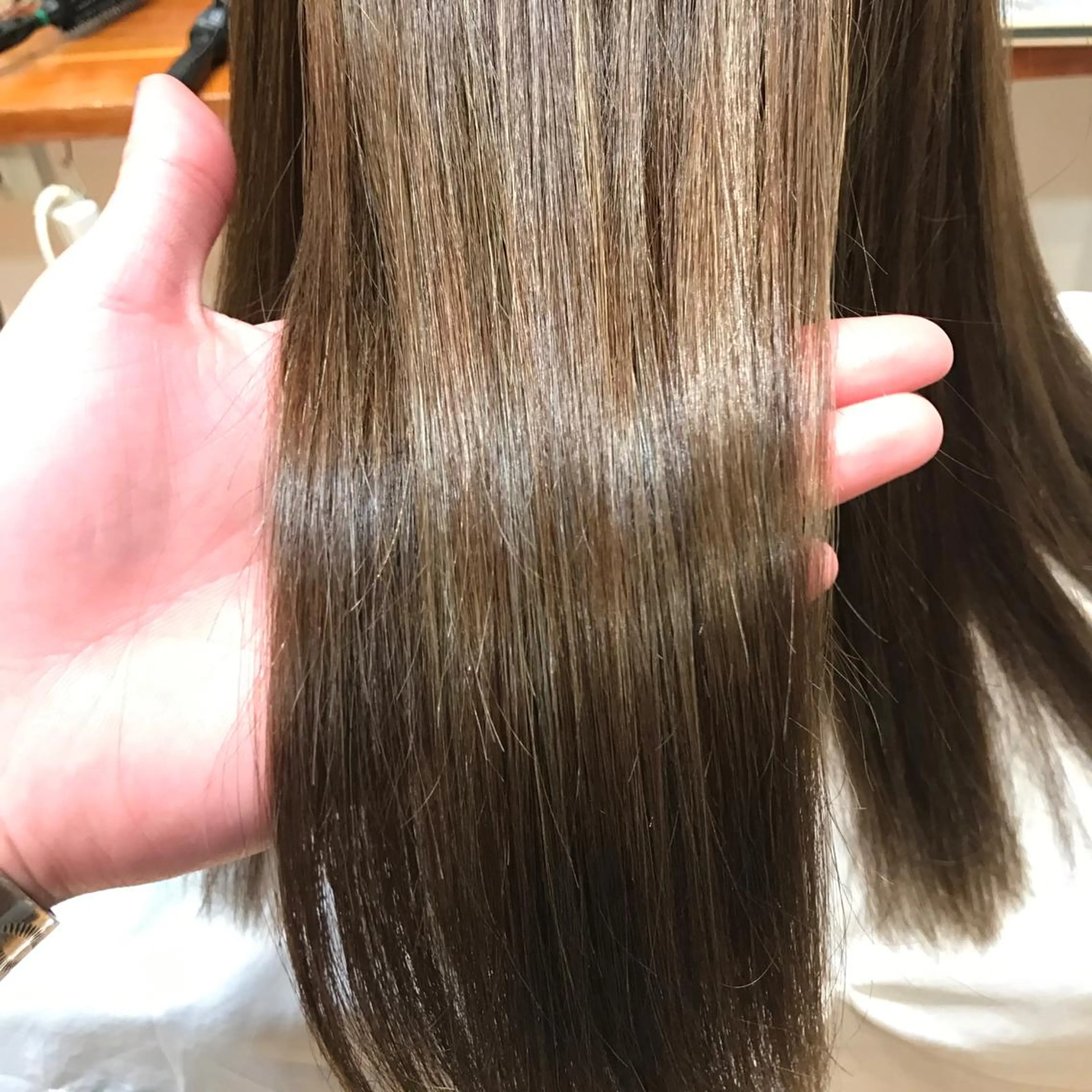 ショート ミディアム セミロング ロング カラー アッシュ ベージュカラー ハイライトカラー ハイライト メンズカット特化柏駅 徒歩3分LOUのヘアスタイル