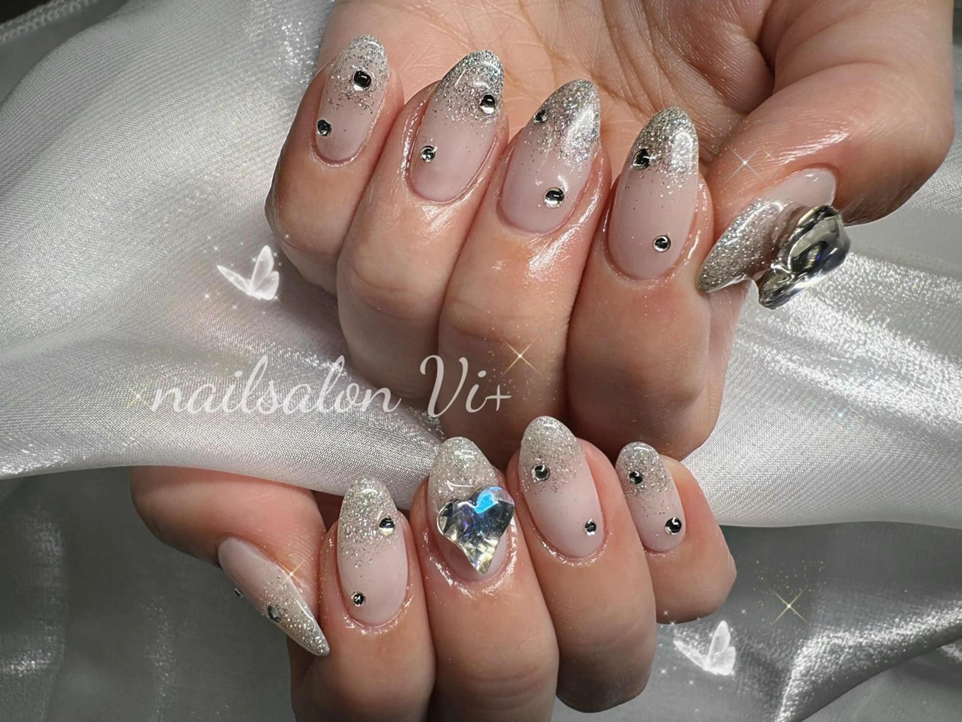 ネイル ✨Nailsalon Vi+✨のネイルデザイン