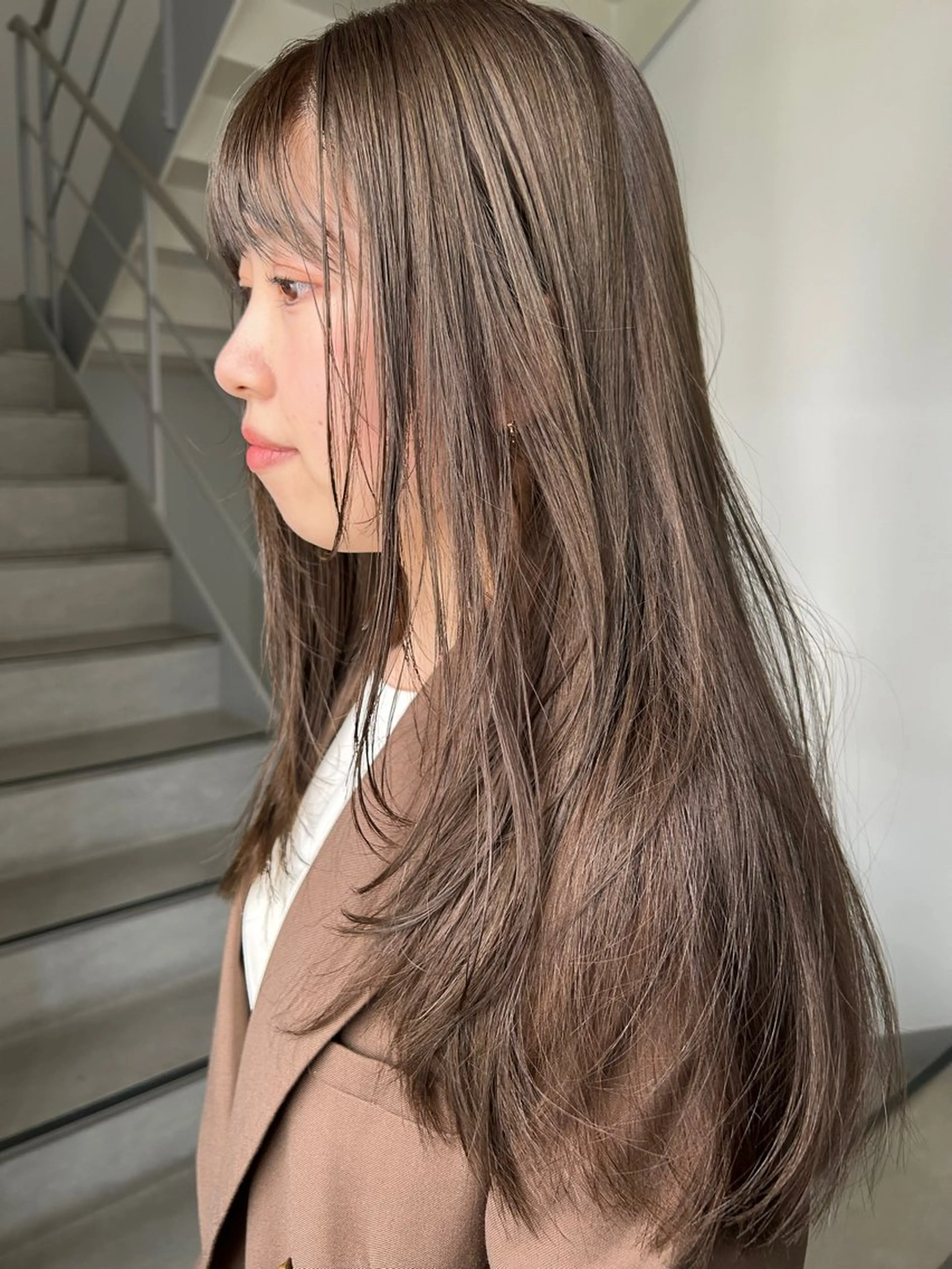 セミロング カラー ベージュカラー 透明感カラー レイヤーカット カット ヘアカラー 似合わせヘア/透明感 カラー/ Rioのヘアスタイル