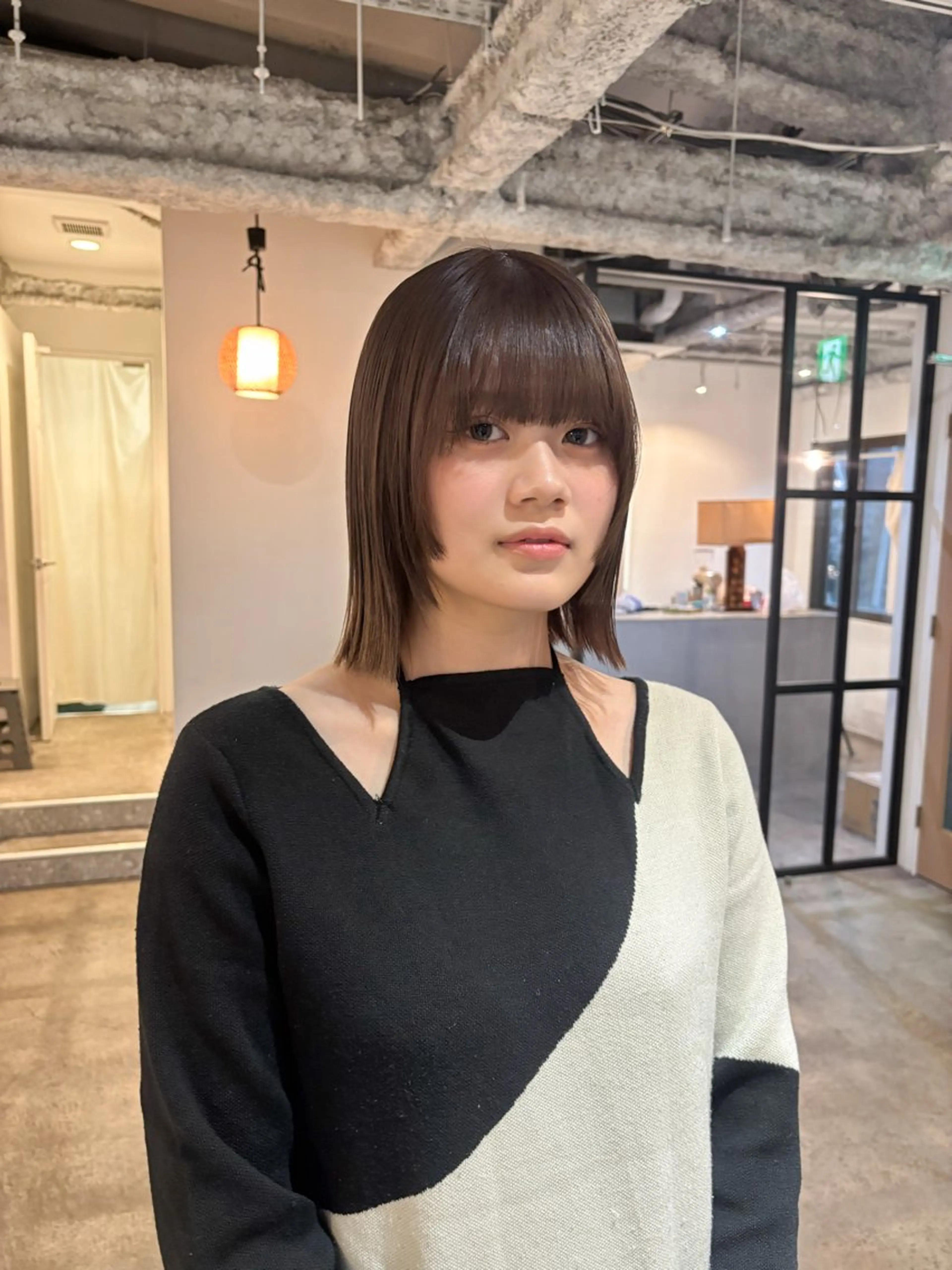 ミディアム カラー ボブ 顔まわりレイヤー レイヤーカット カット ヘアカラー Takuma Suzuki中目黒のヘアスタイル