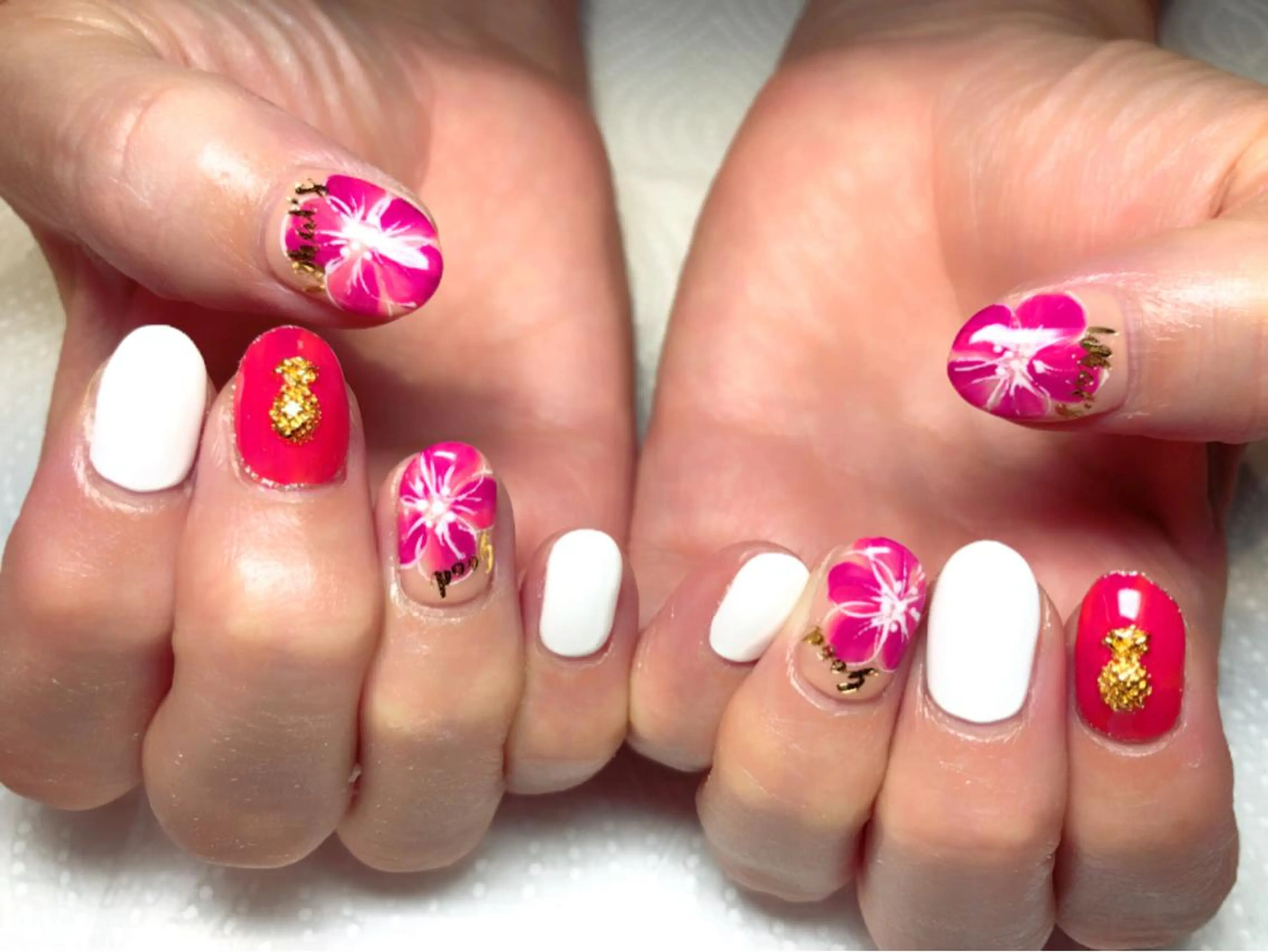 ネイル Li'leaNail AINAのネイルデザイン