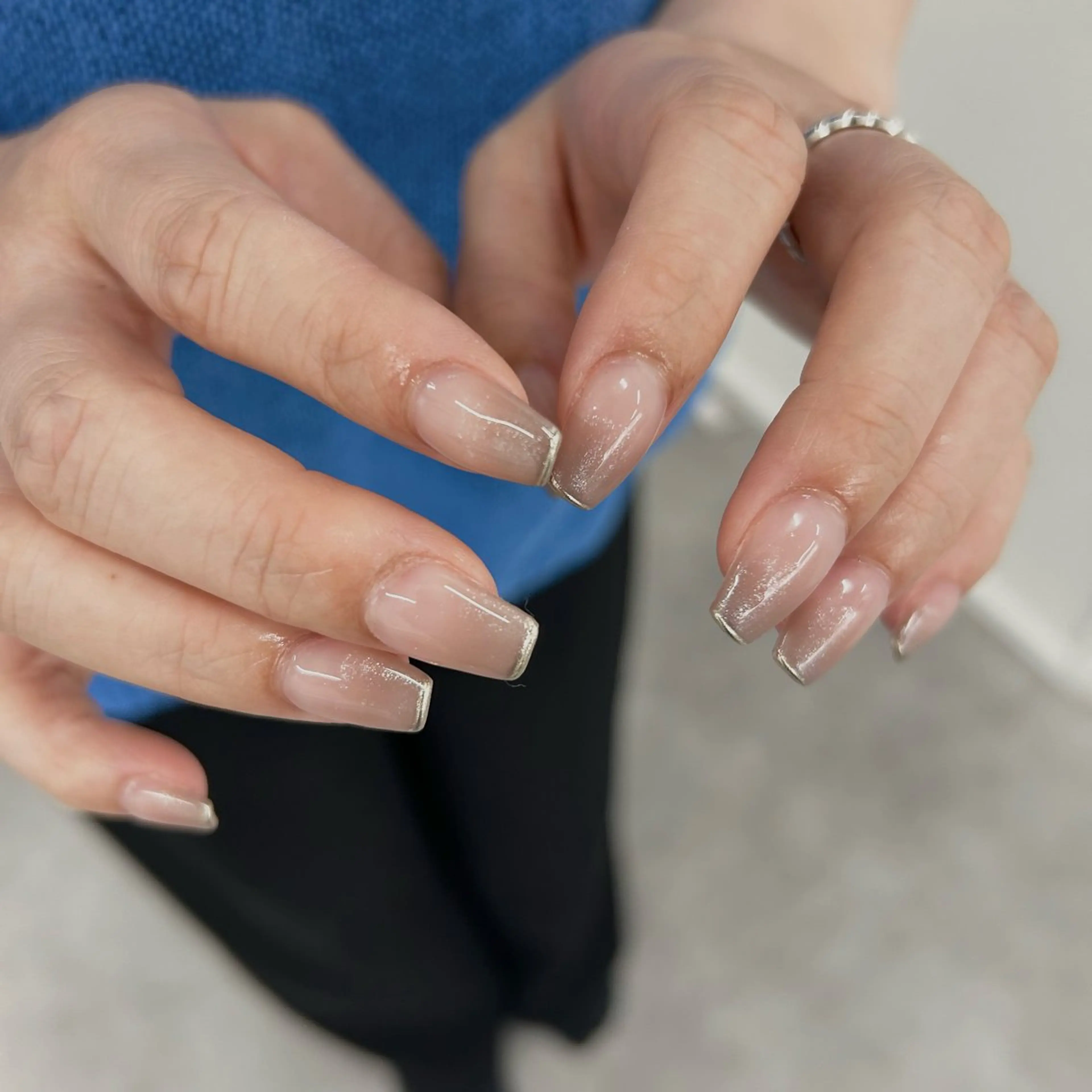 ネイル フレンチネイル グラデーション シルバー 🤍meiru 🤍ネイリストのネイルデザイン