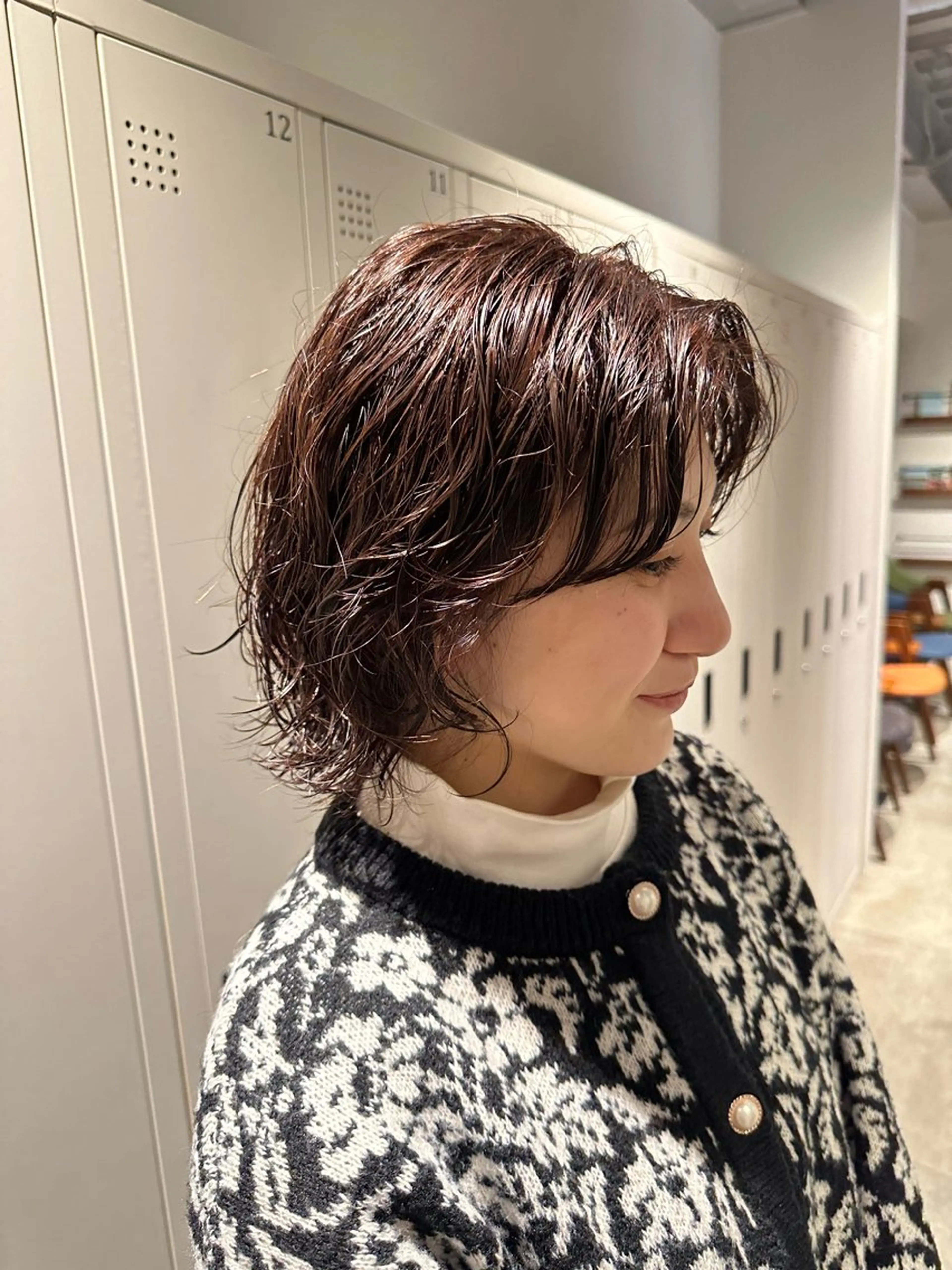 ショート パーマ 丸山 心 / 艶カラーのヘアスタイル