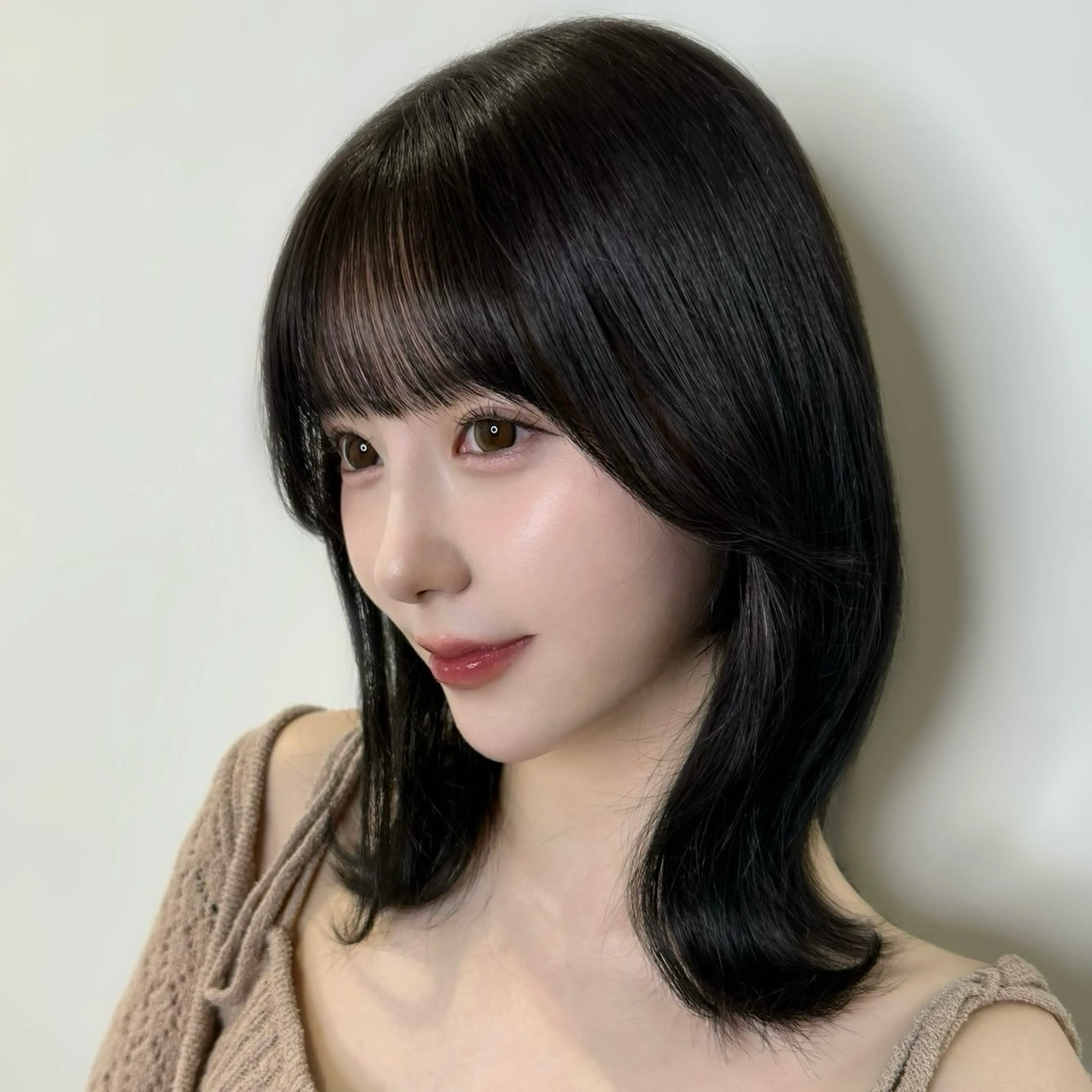 ミディアム 柳田 光のヘアスタイル