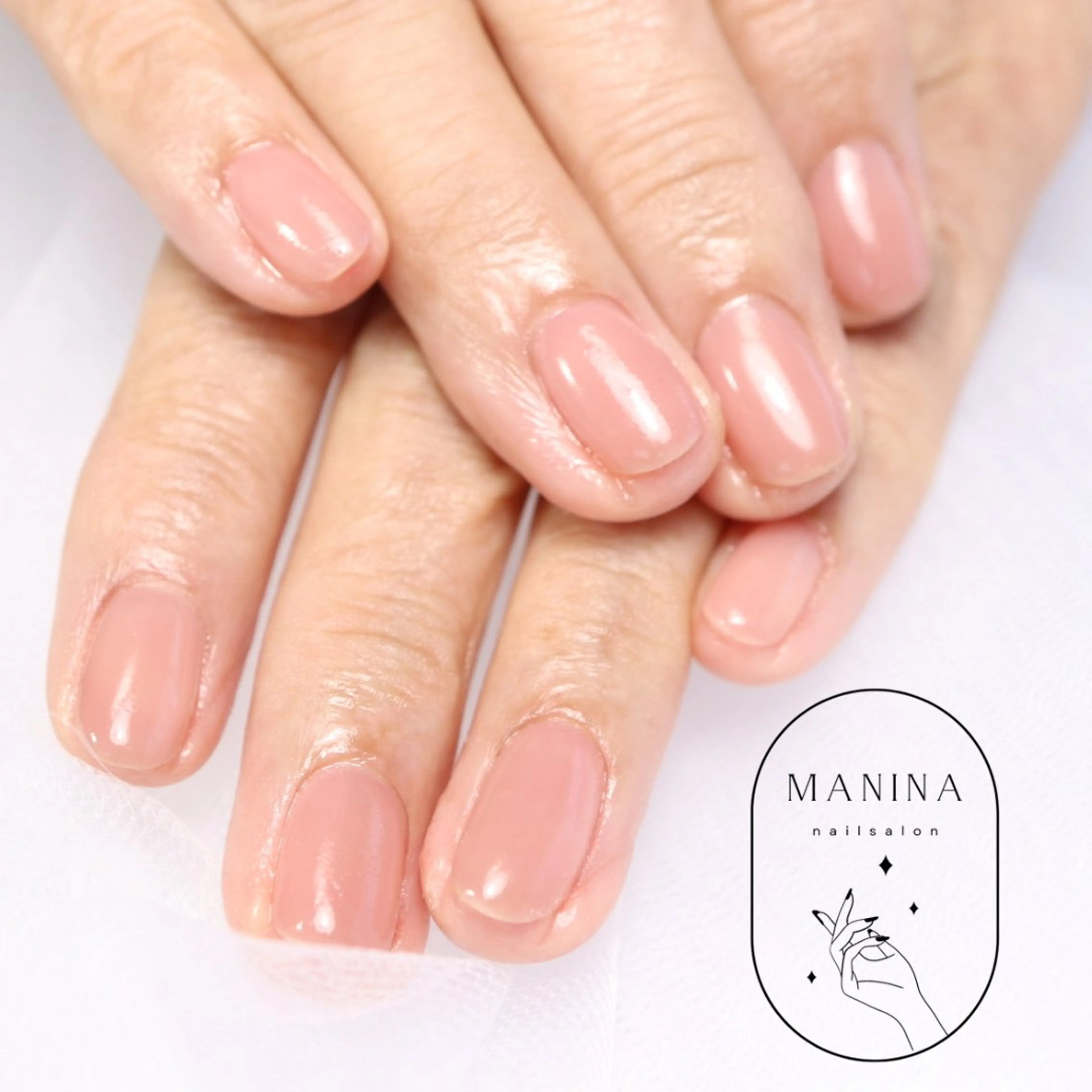 ネイル nailsalon MANINA齋藤愛美のネイルデザイン