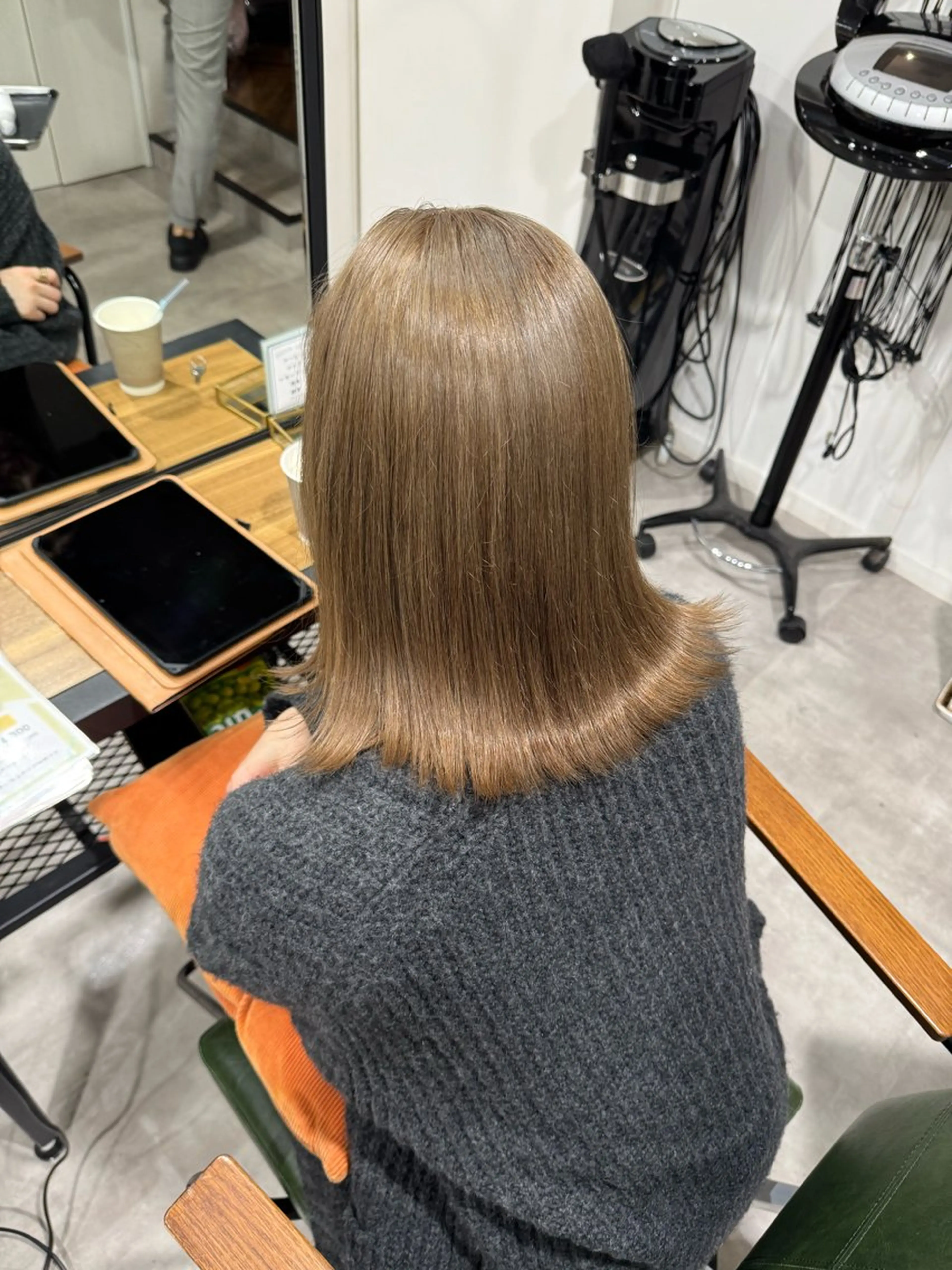 ミディアム 平尾/艶カラー/ アッシュ系/中川誠大のヘアスタイル