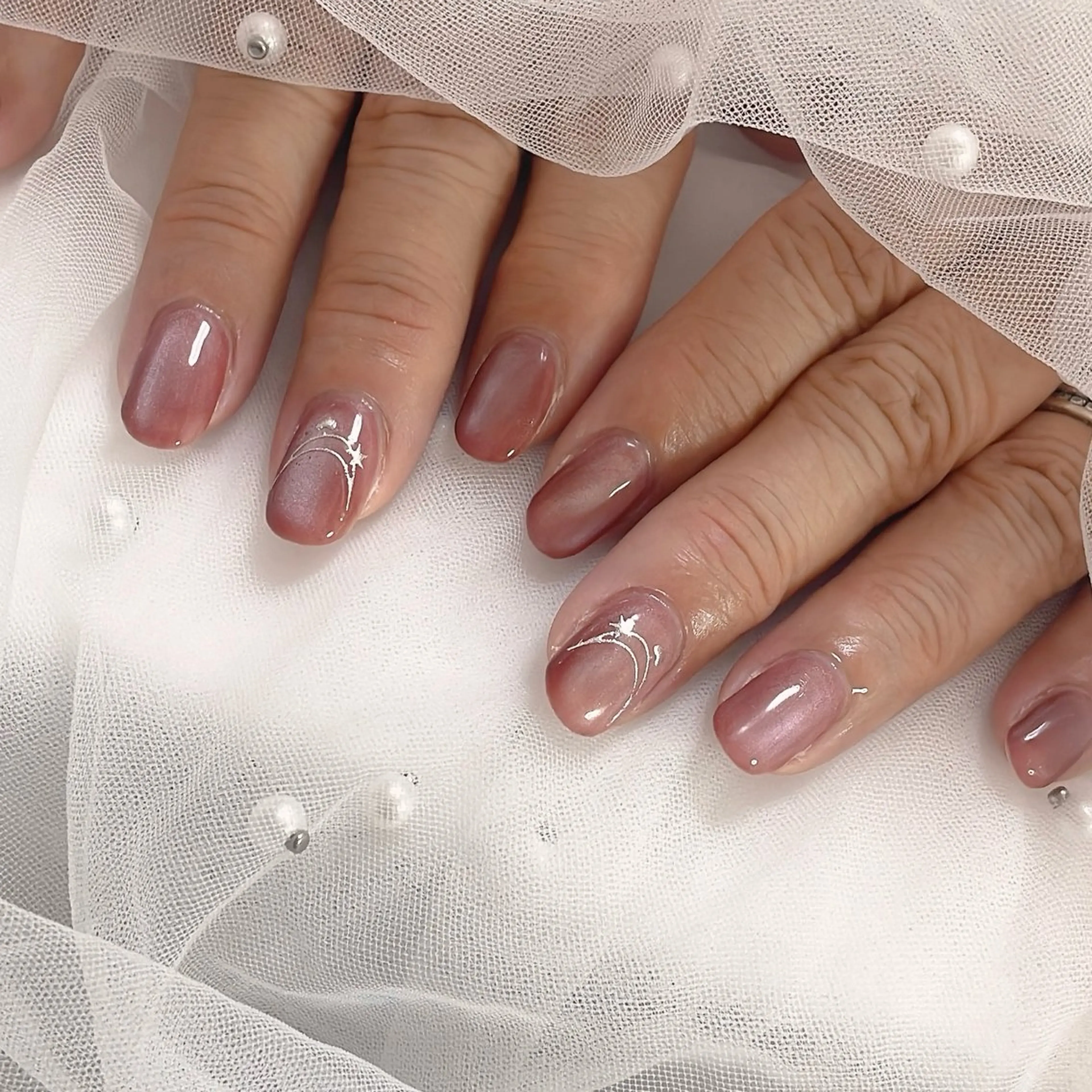 ネイル アートネイル マグネットネイル 冬ネイル クリスマス ネイルサロン なっちゃん(古千谷)のネイルデザイン