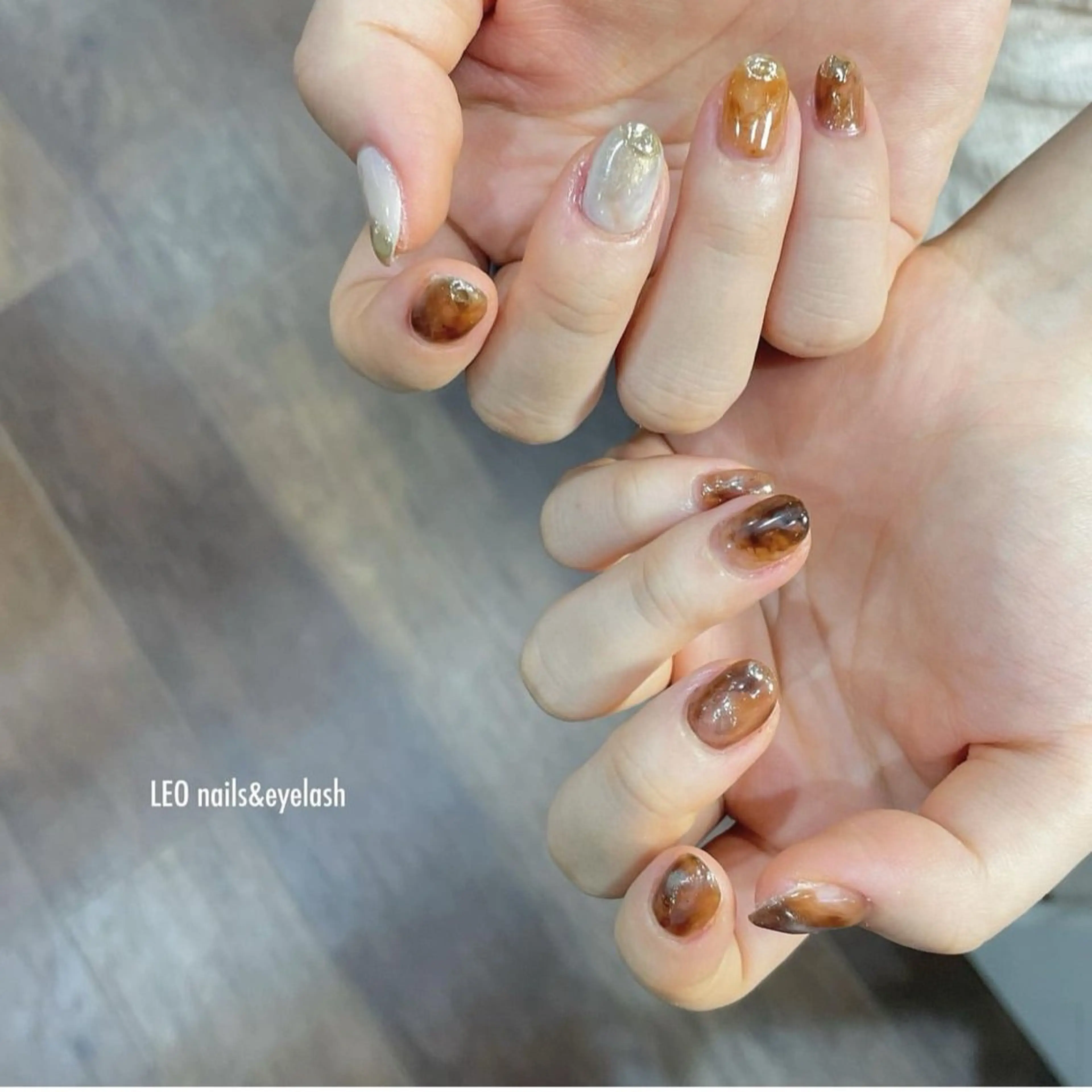 ネイル アートネイル ニュアンスネイル LEO Nails andeyelashのネイルデザイン