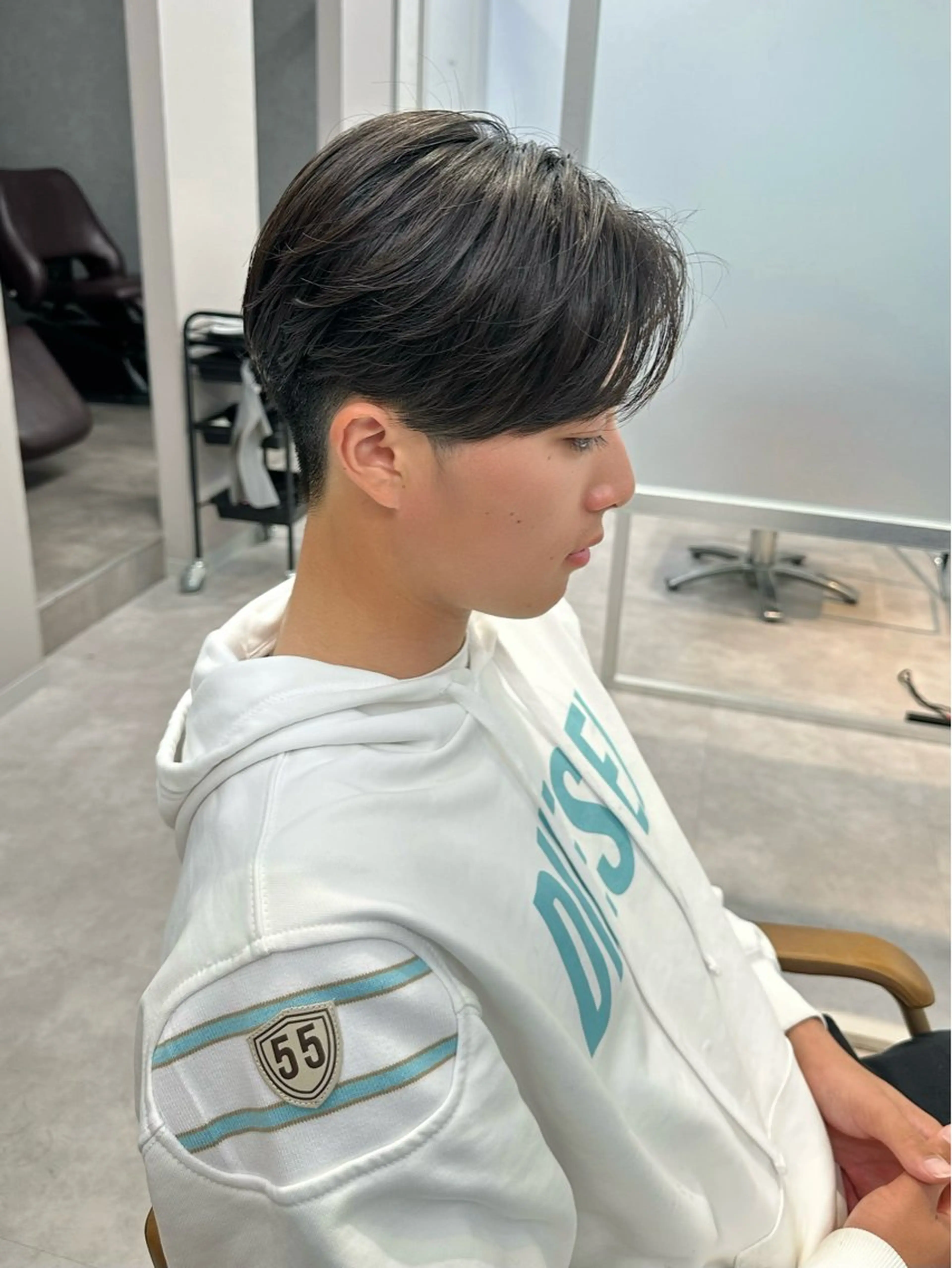 パーマ メンズ ダウンパーマ メンズパーマ 縮毛矯正 ニュアンスパーマ かのん/メンズ毛流れ 特化/曲がる縮毛矯正のヘアスタイル