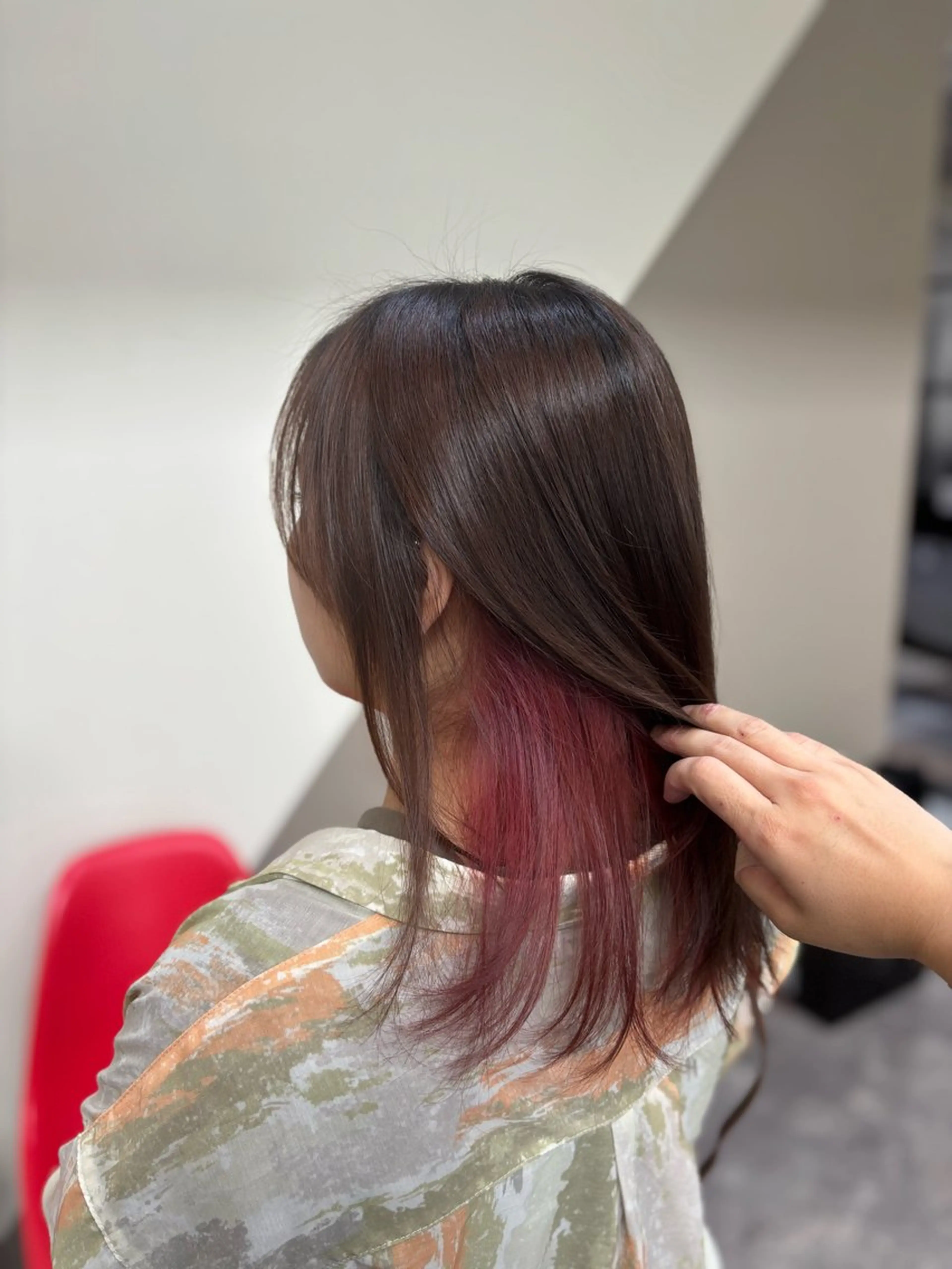 ミディアム ヘアカラー 疋田 玲央のヘアスタイル