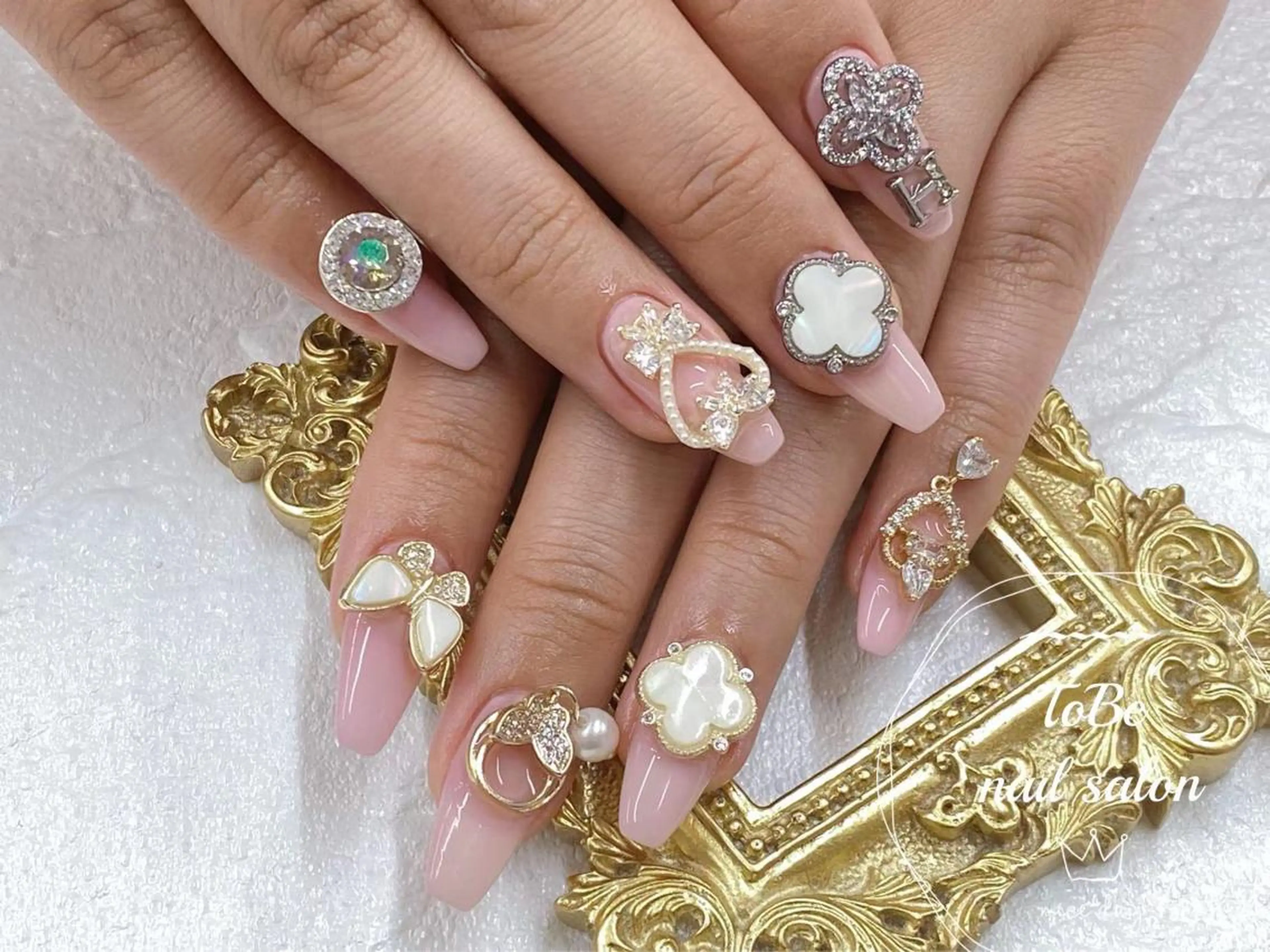 ネイル ハンドネイル Nail Salon To Beのネイルデザイン