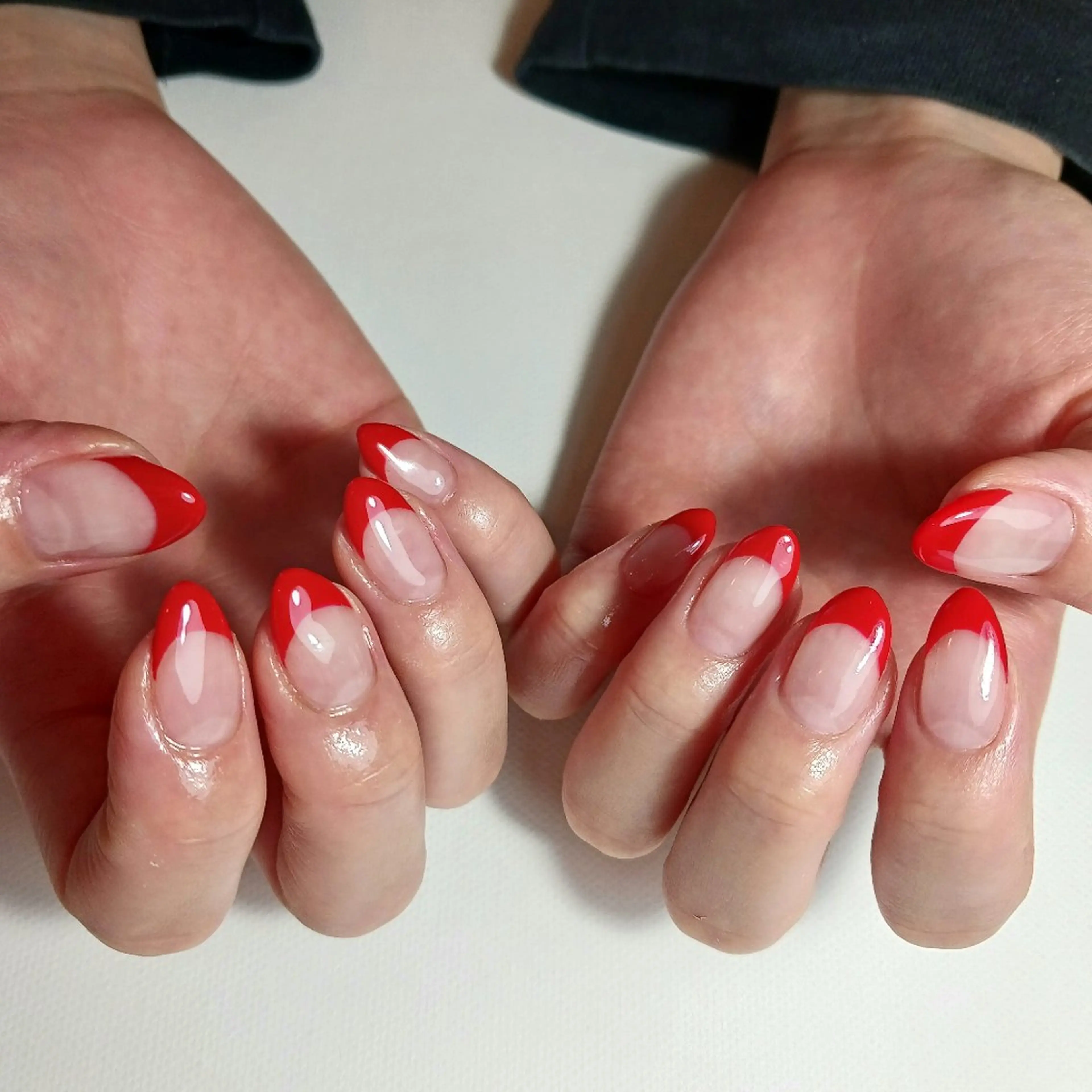 ネイル フレンチネイル ジェルネイル 持ち込み オフィスネイル 赤色 owlnail /持込みデザイン専門のネイルデザイン