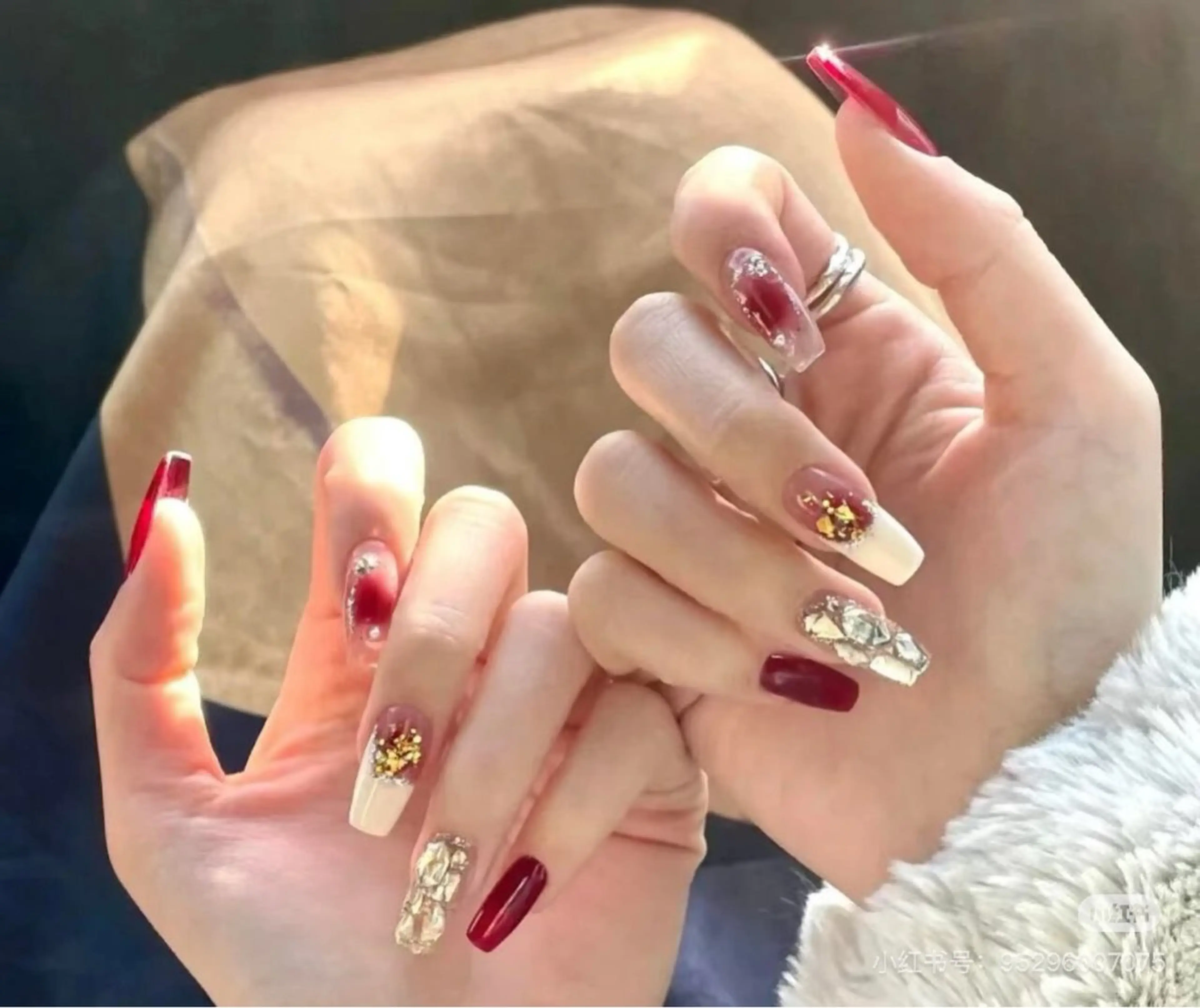 ネイル 成人式 ジェルネイル ロングネイル マグネットネイル 大理石ネイル(マーブル) ハンドネイル MoMoA Nail ネイル長さ出し専門店のネイルデザイン