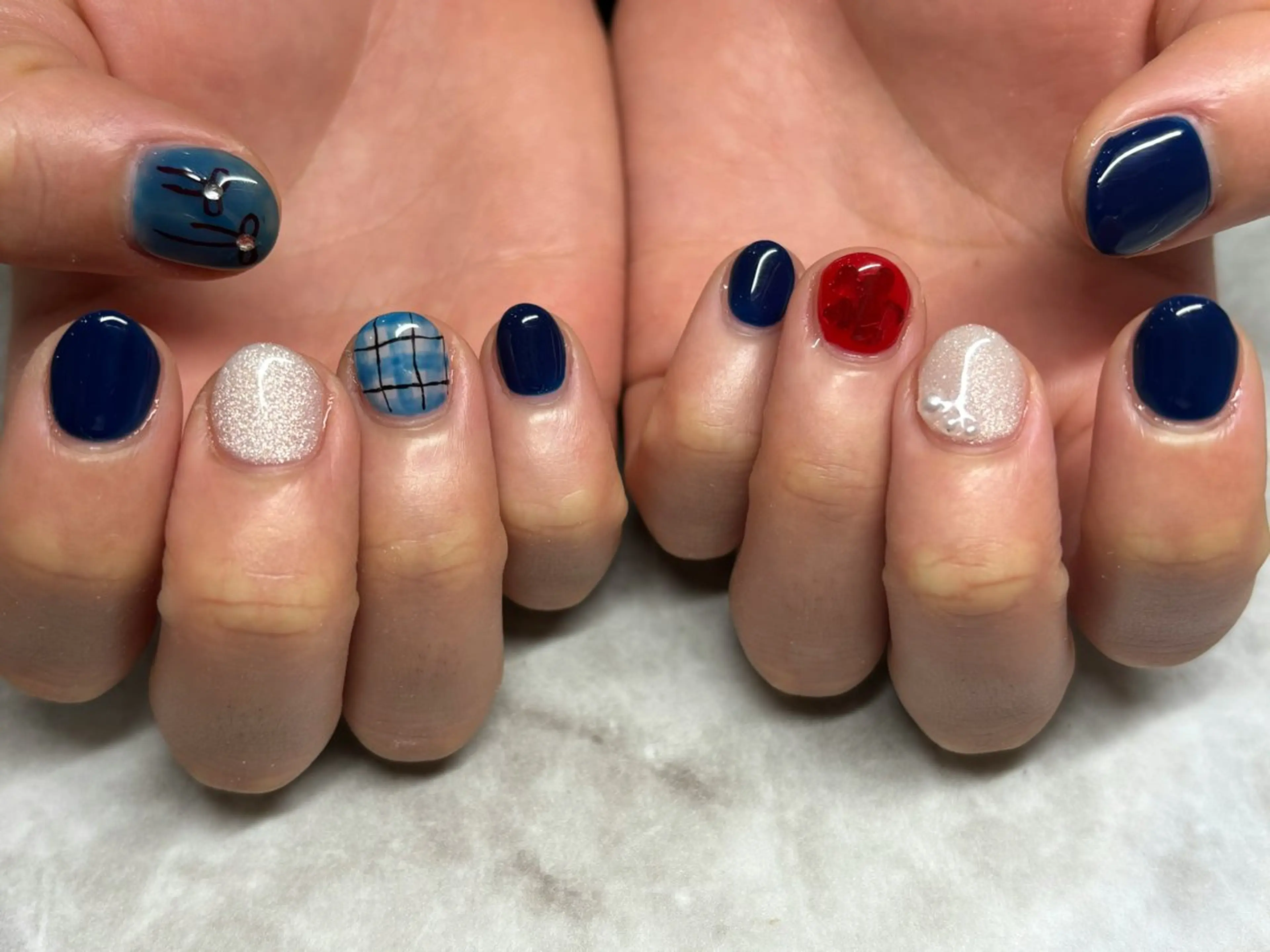 ネイル ハート 加藤 亜実のネイルデザイン