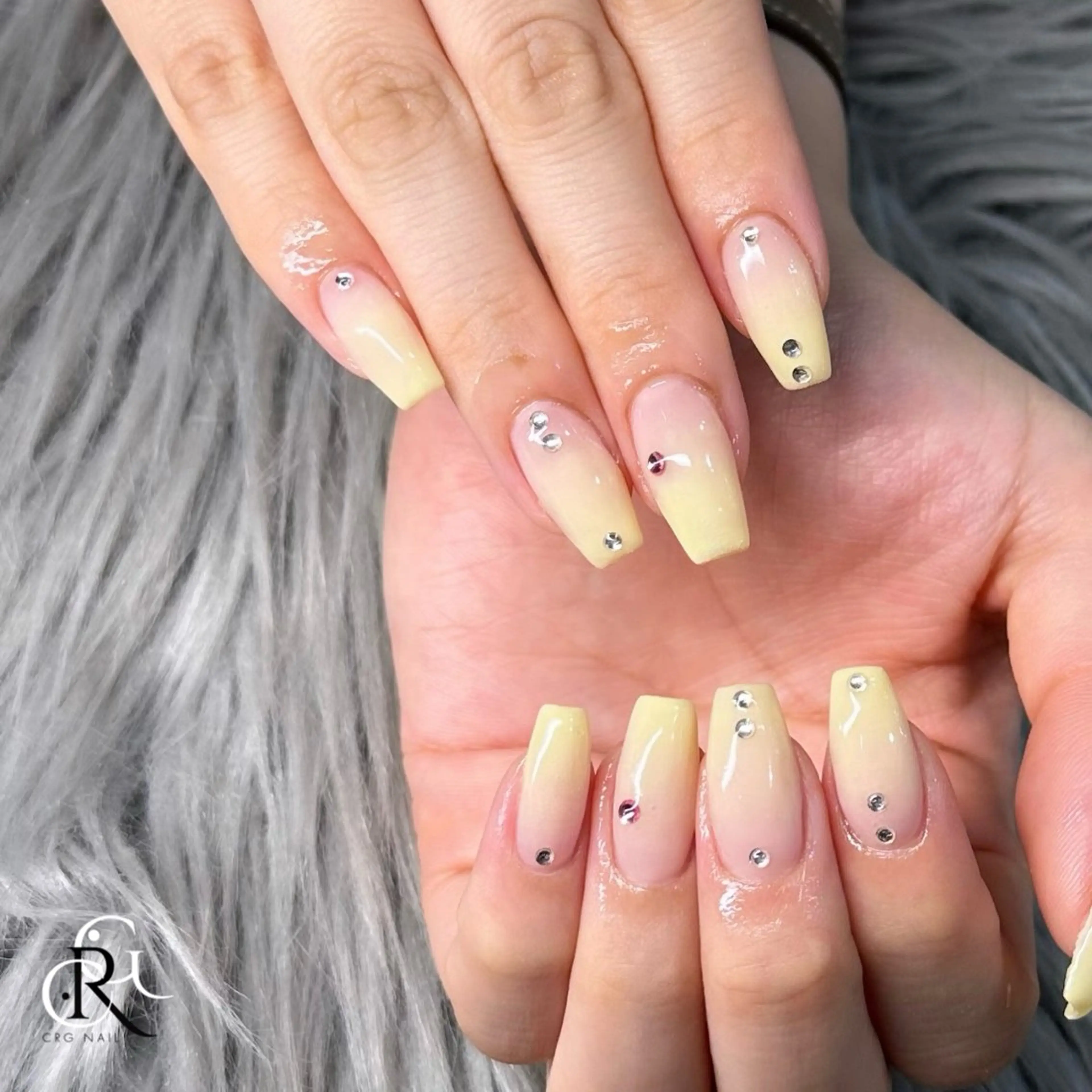 ネイル グラデーション パステルネイル 春ネイル ハンドネイル スカルプ/美フォルム CRG TOKOのネイルデザイン