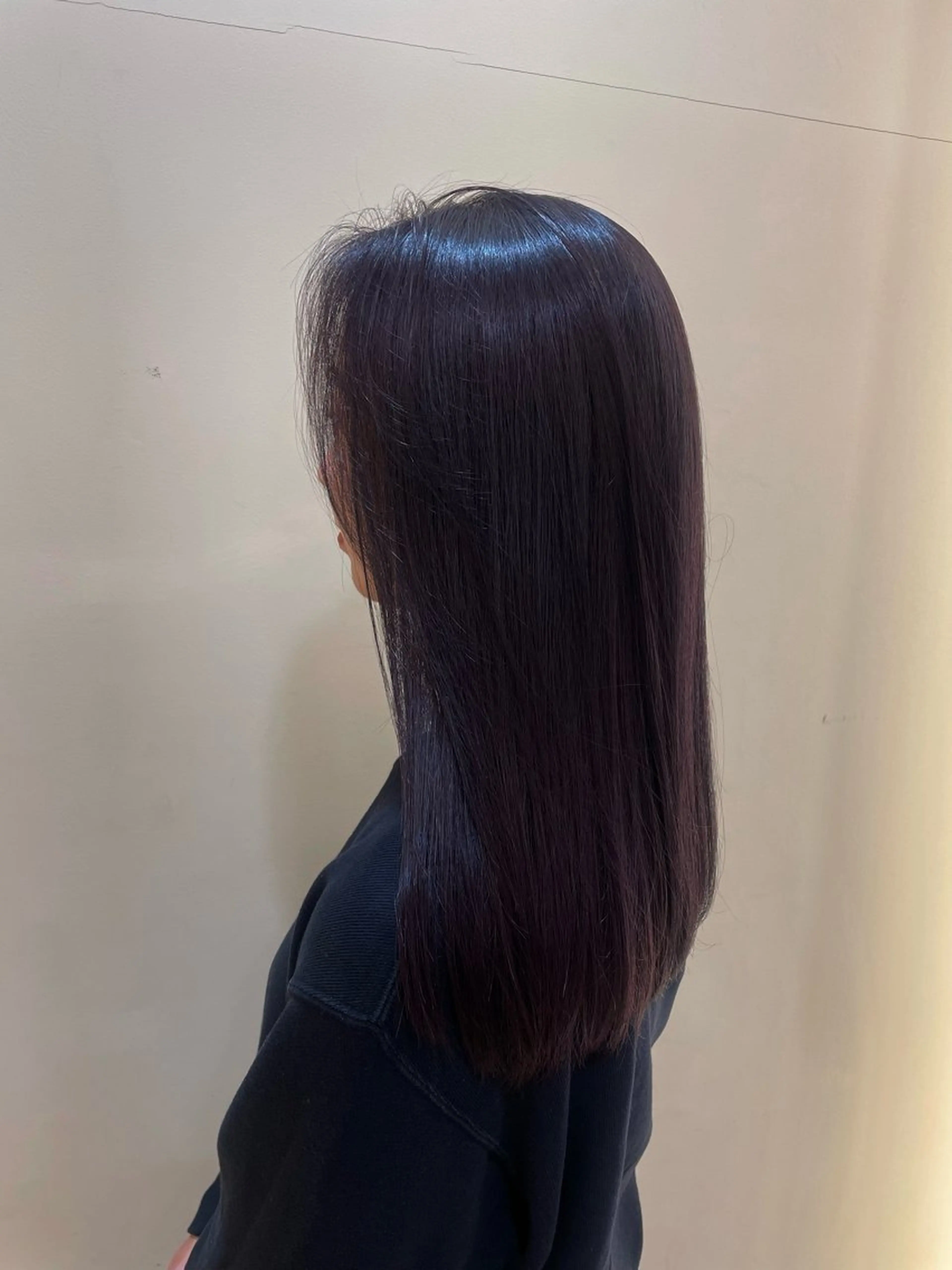 ロング 三富 陽菜のヘアスタイル