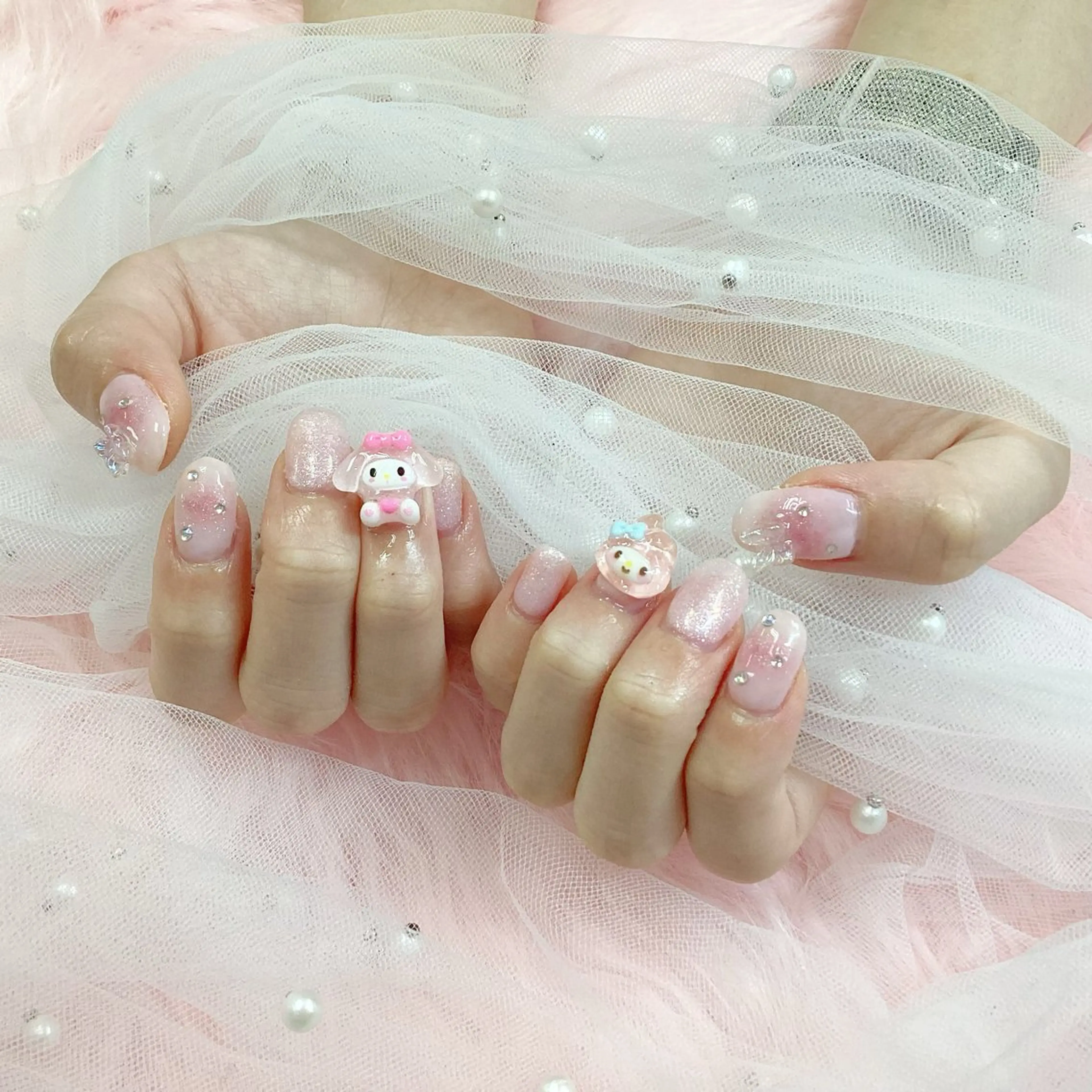 ネイル パーツ全部¥110 サロンミミのネイルデザイン