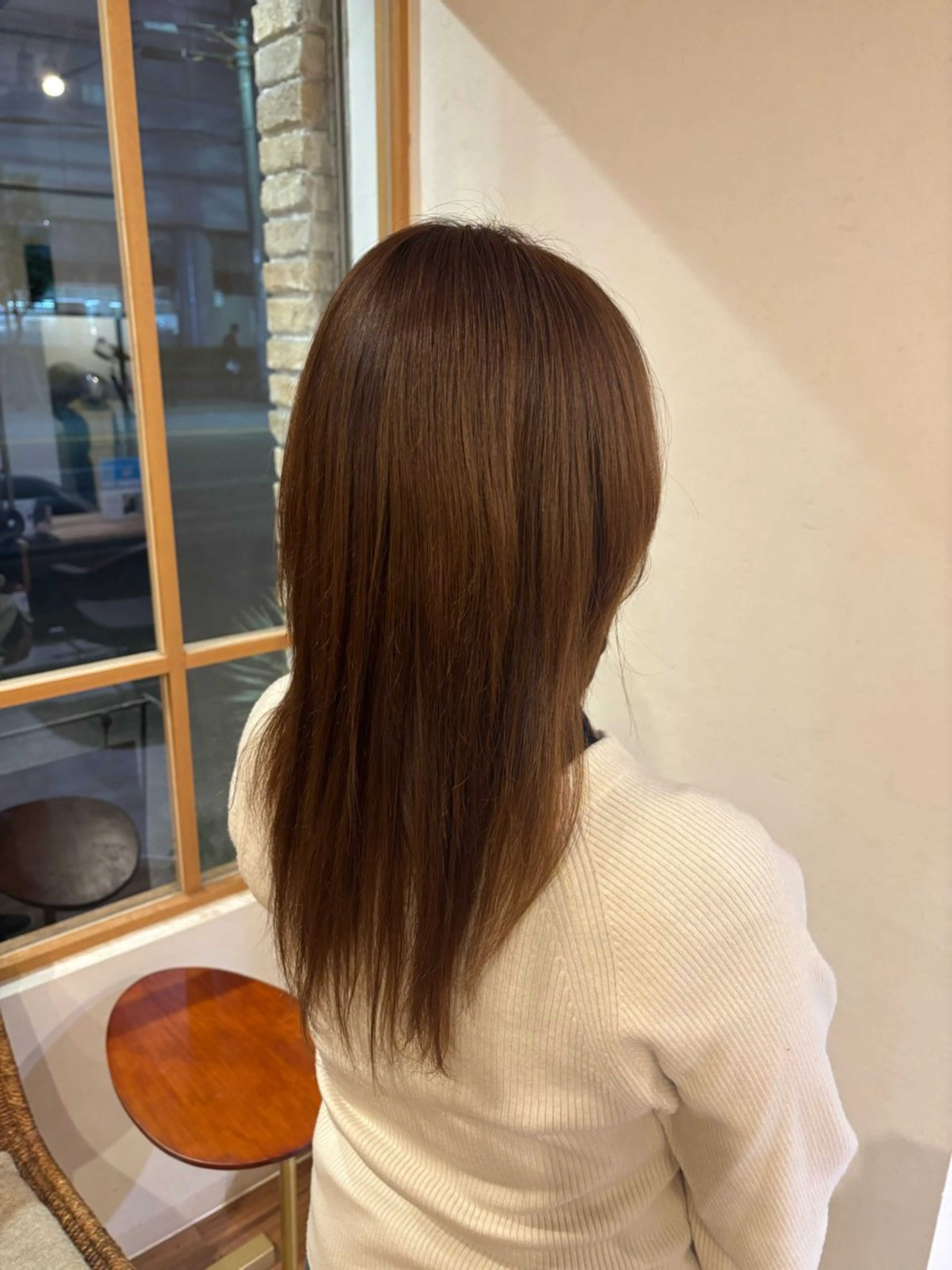 カラー ベージュカラー ミルクティーベージュ 永山 日菜のヘアスタイル