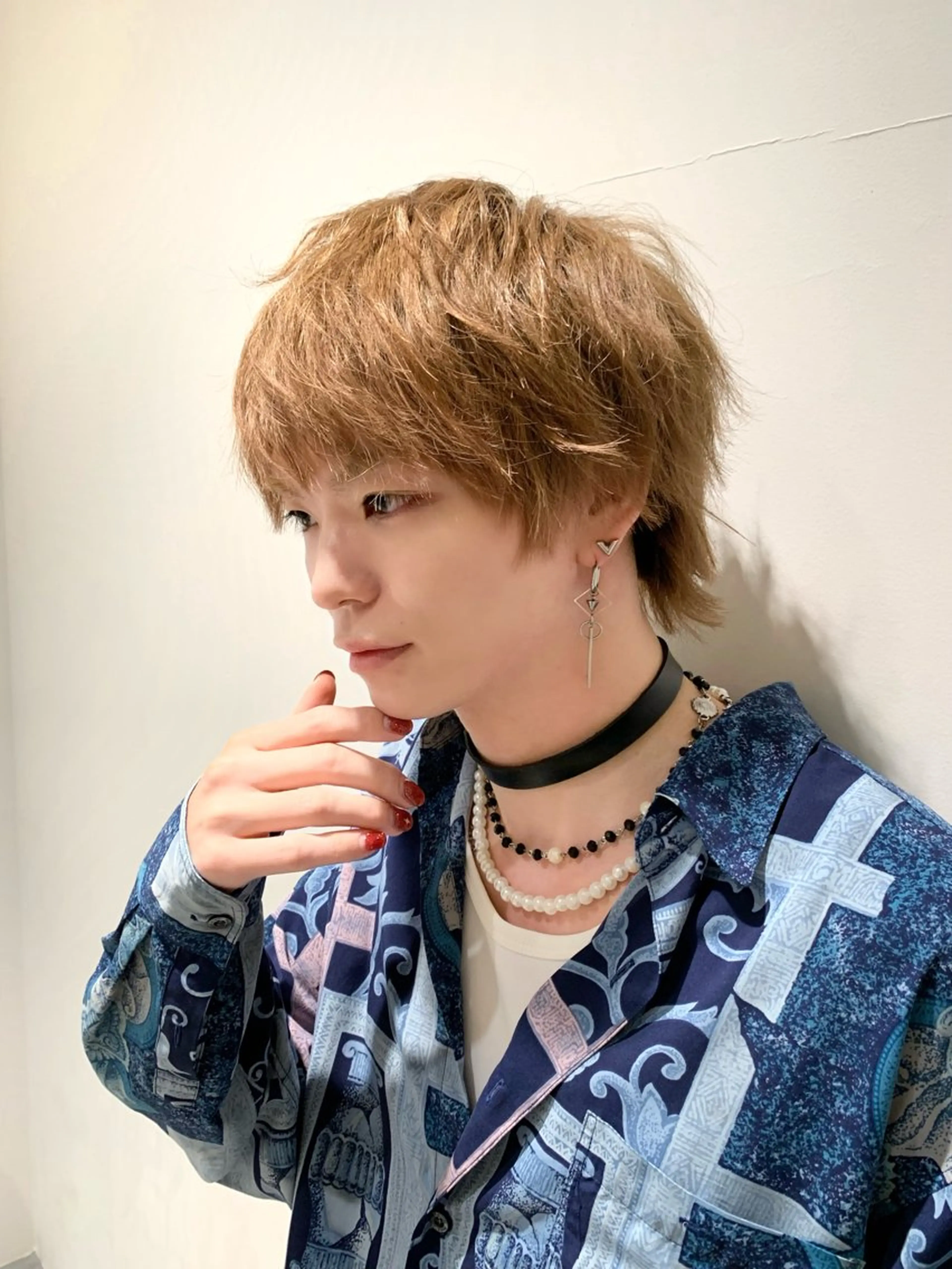 カラー メンズ マッシュ ベージュカラー オリーブベージュ カット ヘアカラー トリートメント ヘッドスパ ヘアセット 韓国ヘア/レイヤー/ 顔まわり/りょーとのヘアスタイル