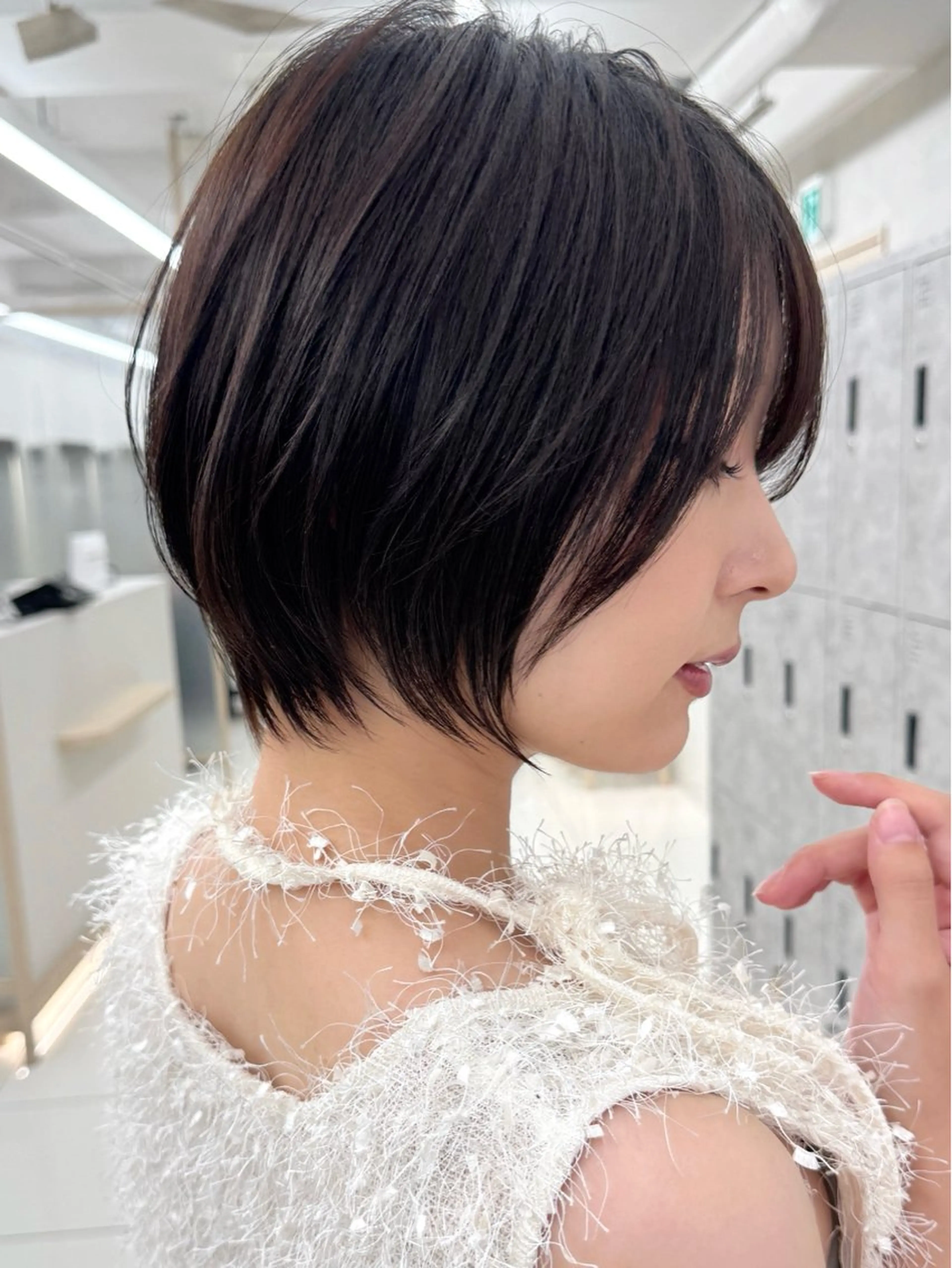 ショート 三鷹で1番ショート ボブをカットする新谷のヘアスタイル